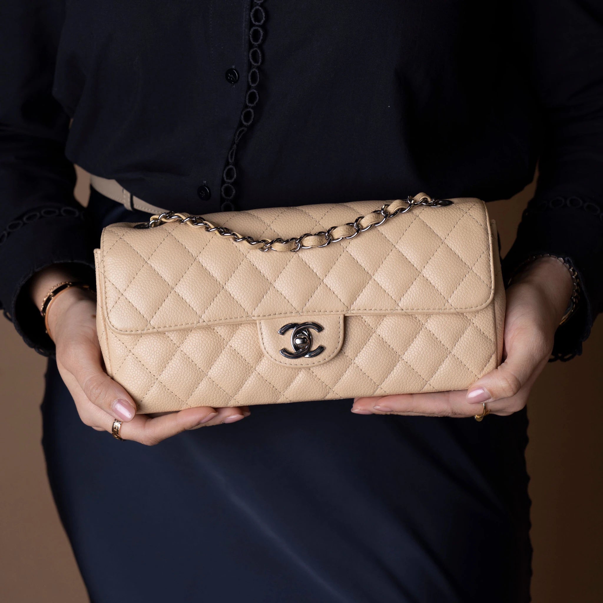 Chanel Classic Caviar East West Single Flap