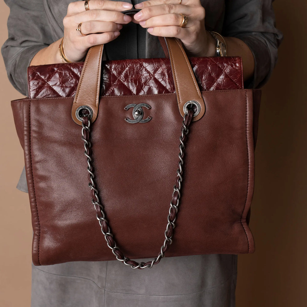 Chanel Iridescent Calfskin In The Mix Portobello Soft Tote — Detail View