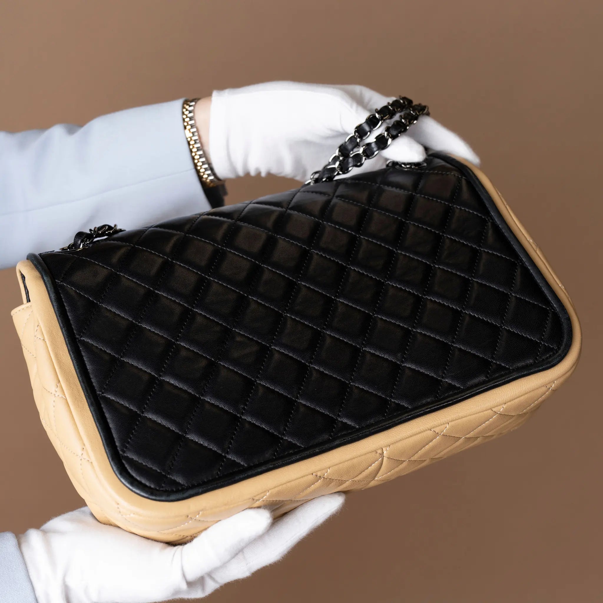 Chanel Jumbo Classic Bicolor Lambskin Twist Flap — Additional View