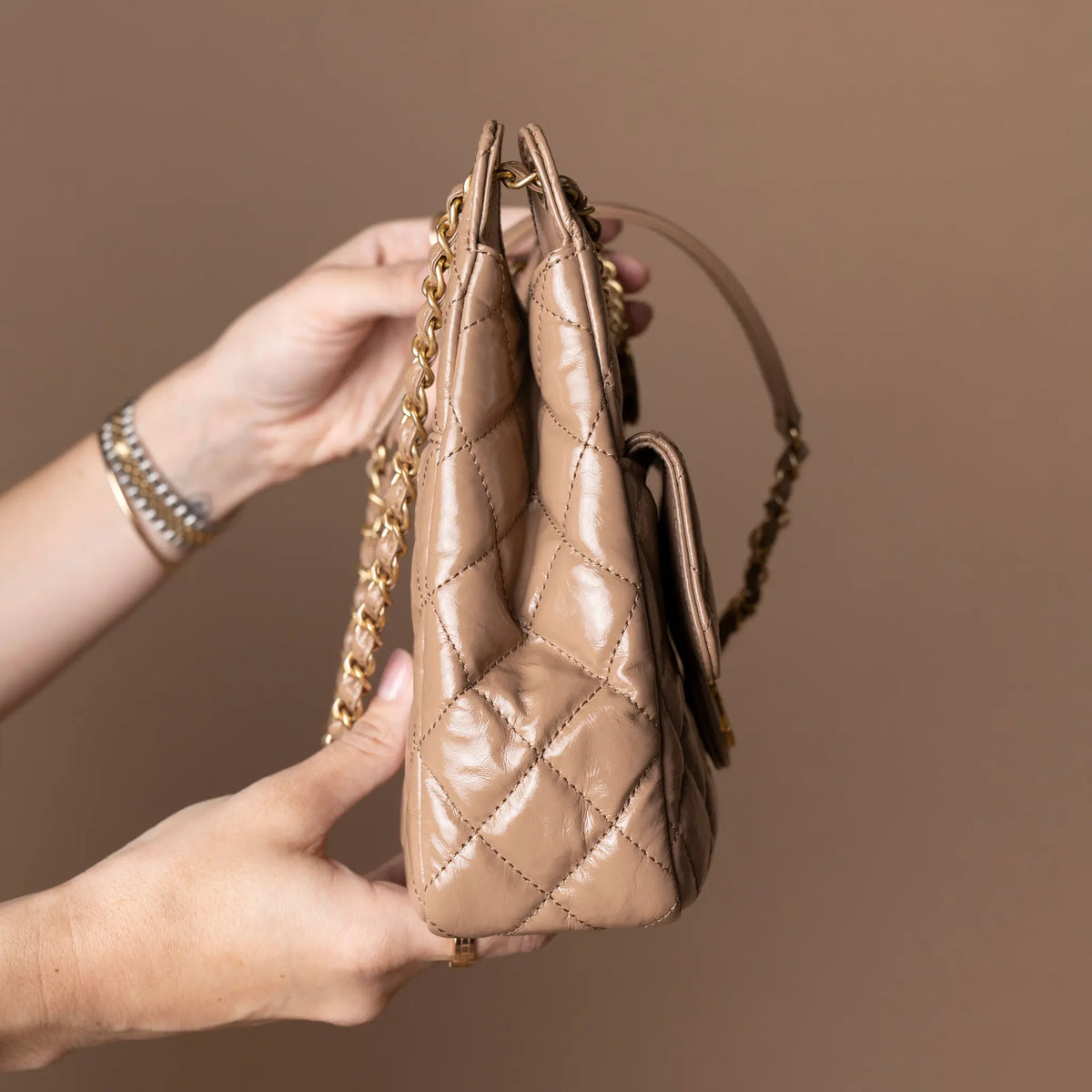 Chanel Medium Shiny Crumpled Calfskin Wavy CC Hobo — Detail View