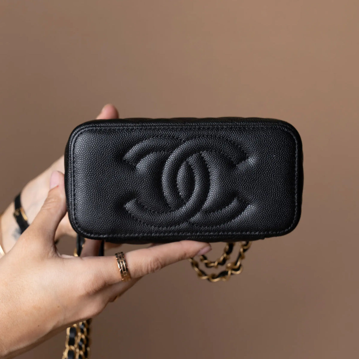 Chanel Quilted Caviar CC Vanity Case With Chain — Interior Detail
