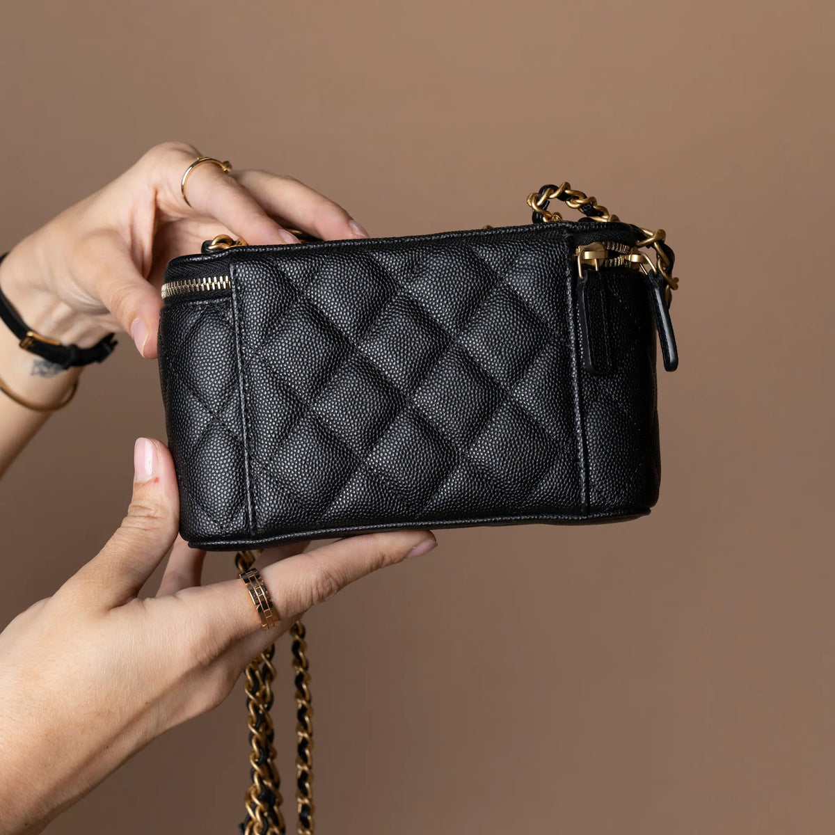 Chanel Quilted Caviar CC Vanity Case With Chain — Detail View