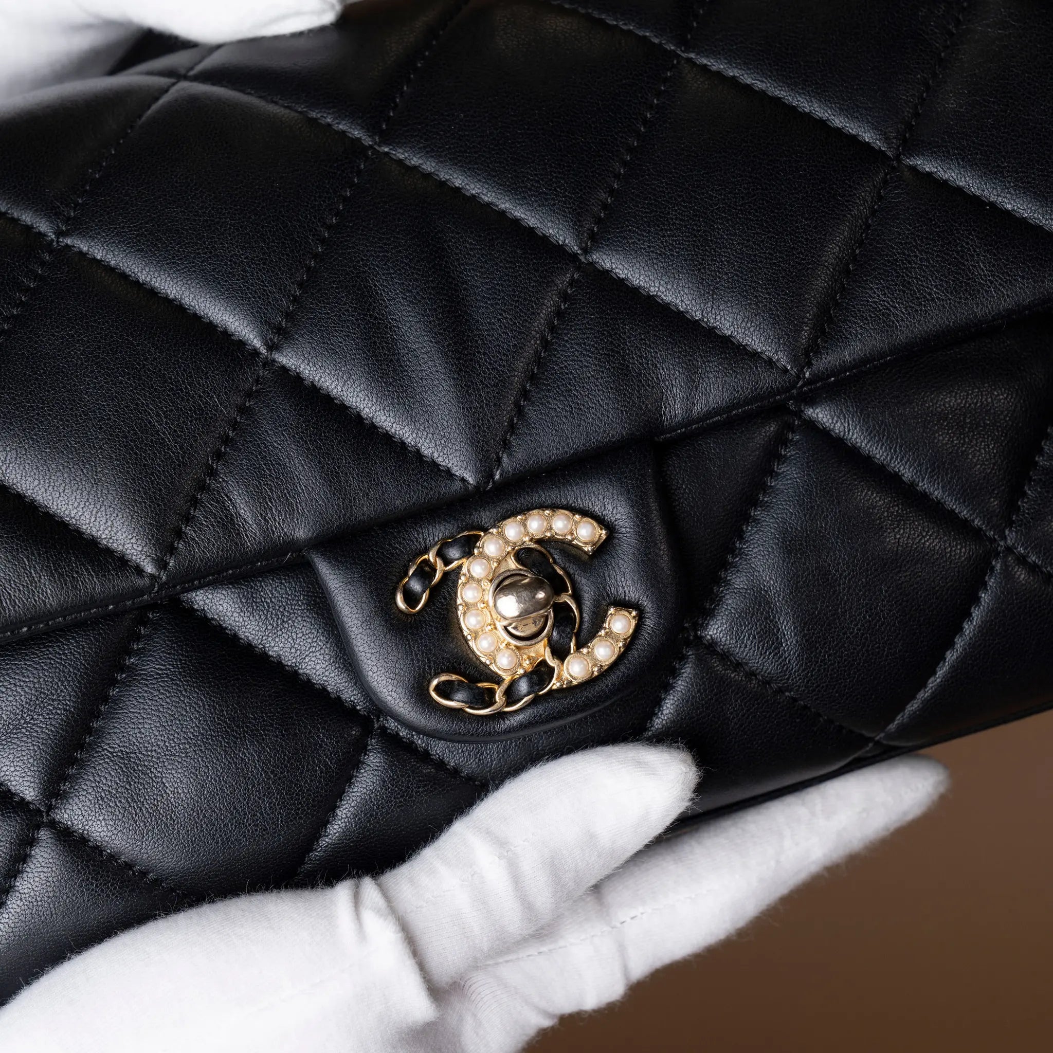 Chanel Quilted Lambskin Crush on Chains Flap — Side Profile
