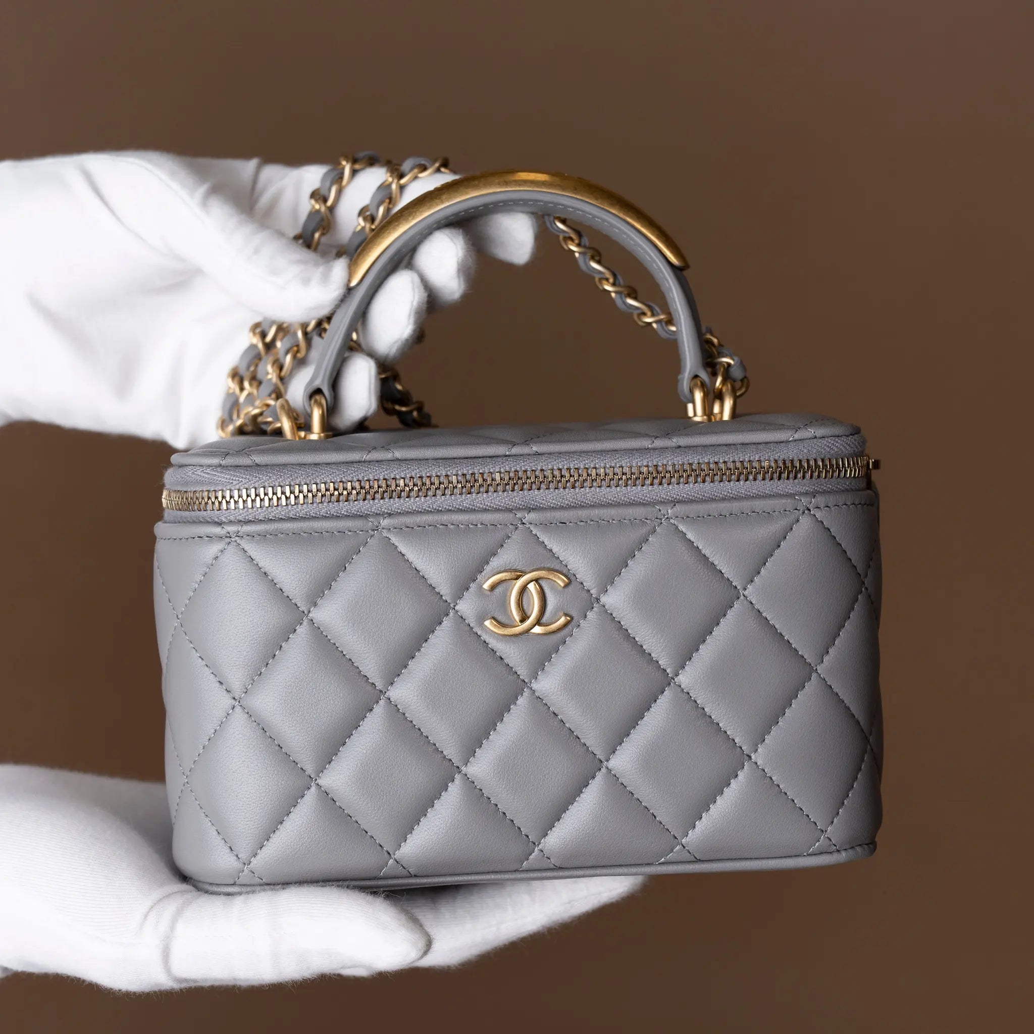 Chanel Vanity Case 1CE5Y42 — Additional View