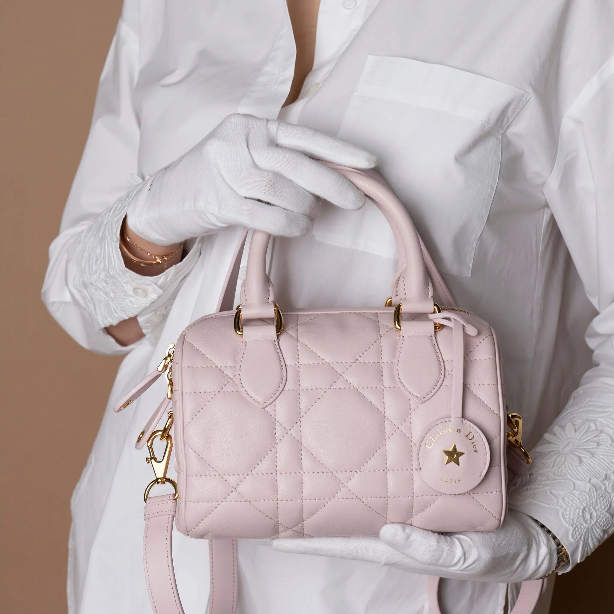 Dior Calfskin Macrocannage Groove 20 — Side Profile
