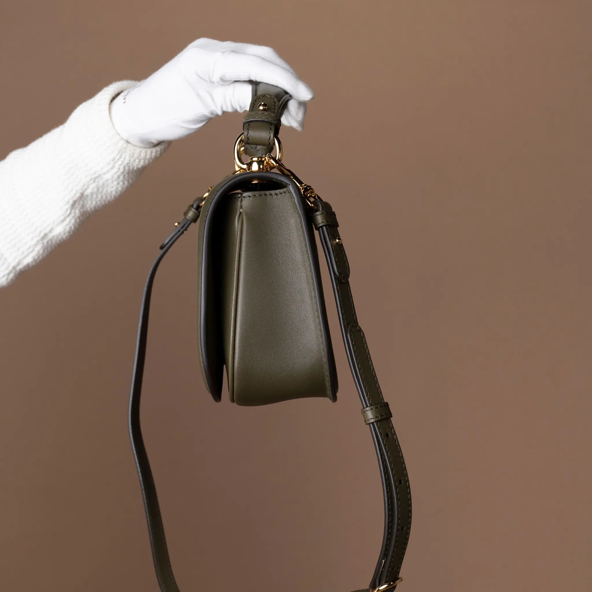 Gucci Blondie medium top handle bag — Back View