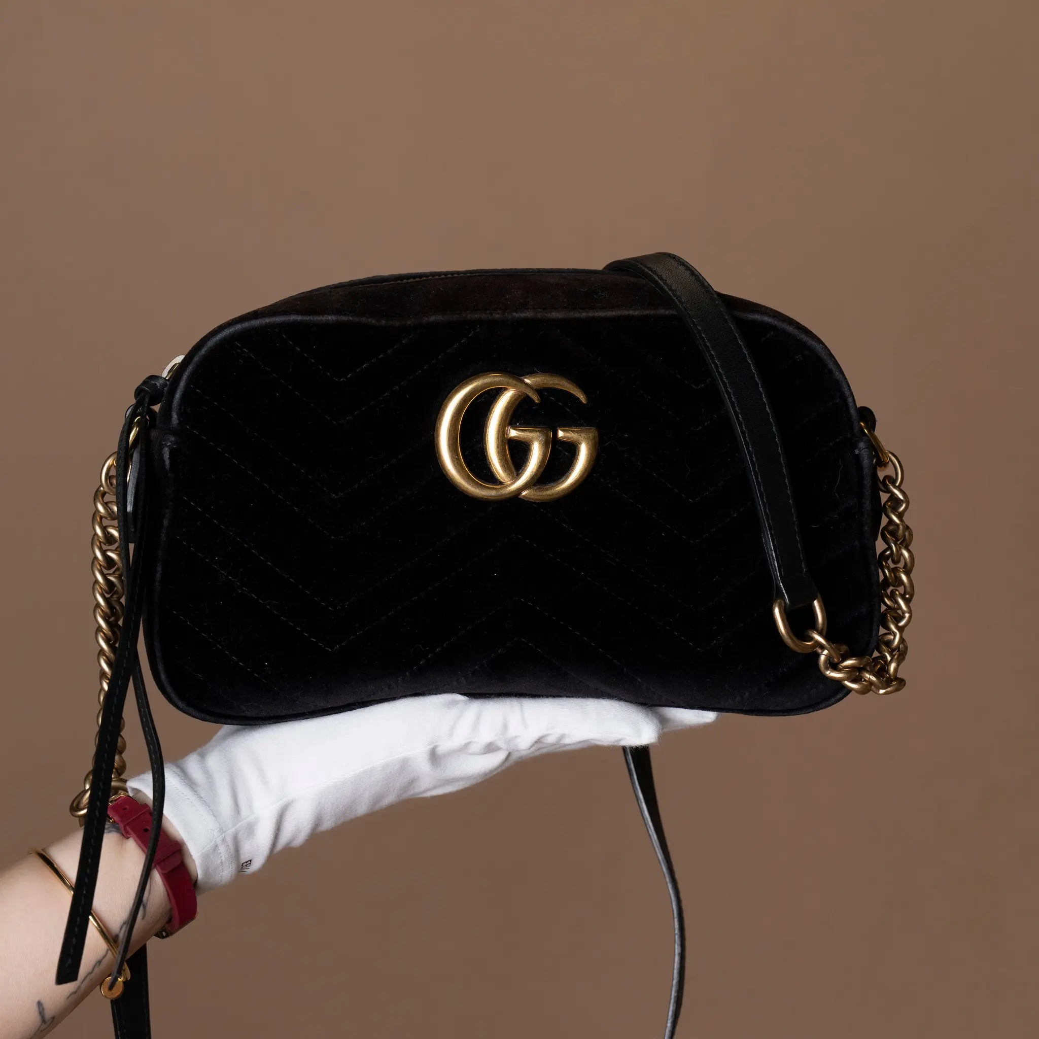 Gucci GG Marmont Camera Bag — Featured Image