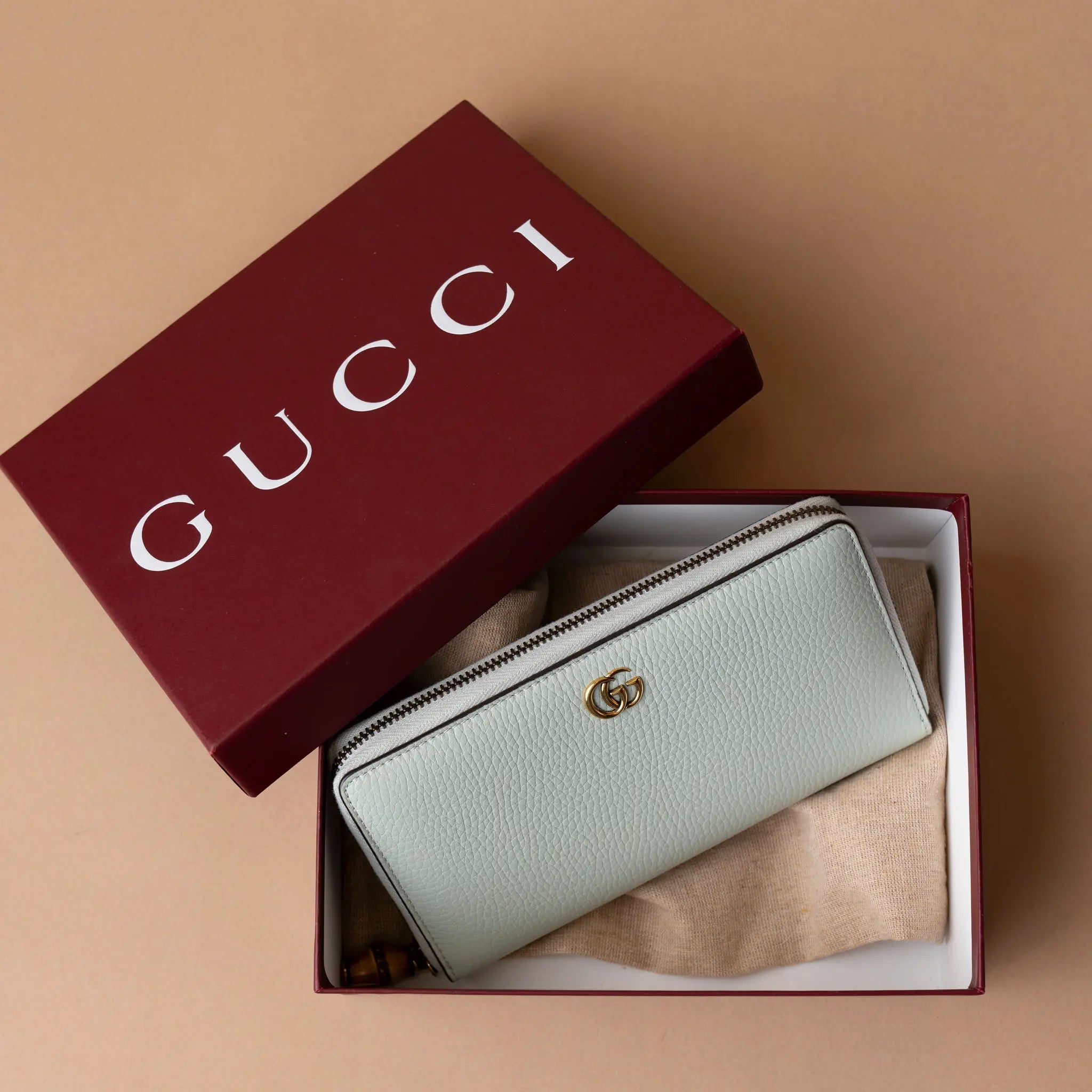 Gucci Leather Bamboo Long Wallet — Interior Detail