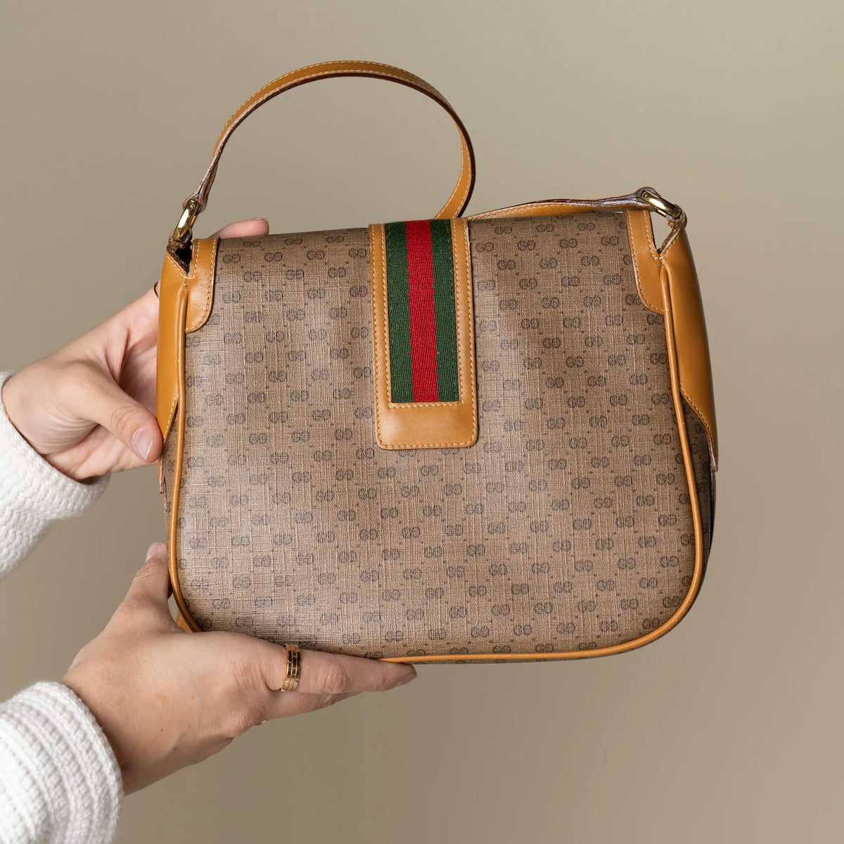 Gucci Vintage GG Supreme Monogram Web Stripe Shoulder Bag — Interior Detail