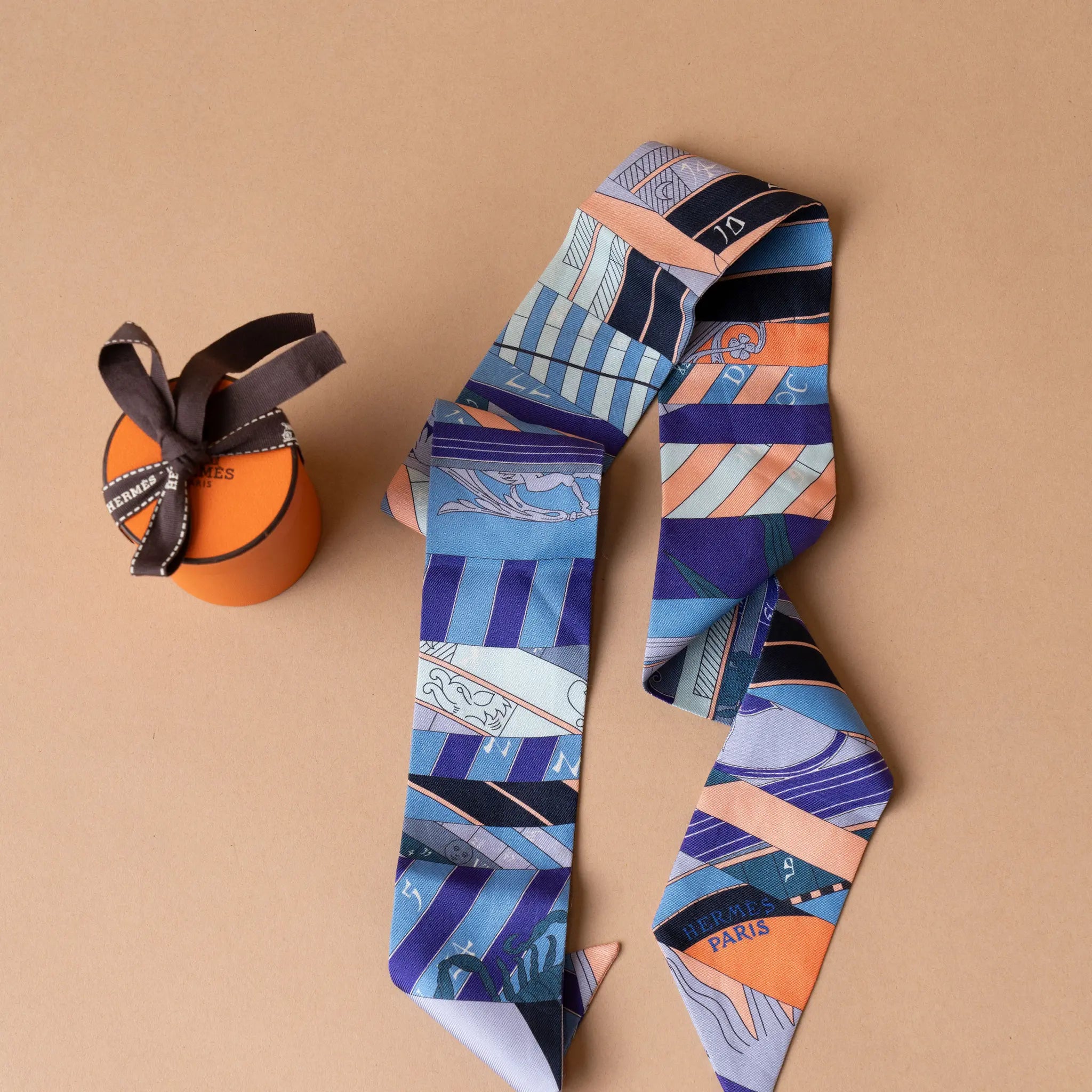 Hermès Astrologie Nouvelle Silk Twilly Scarf — Back View