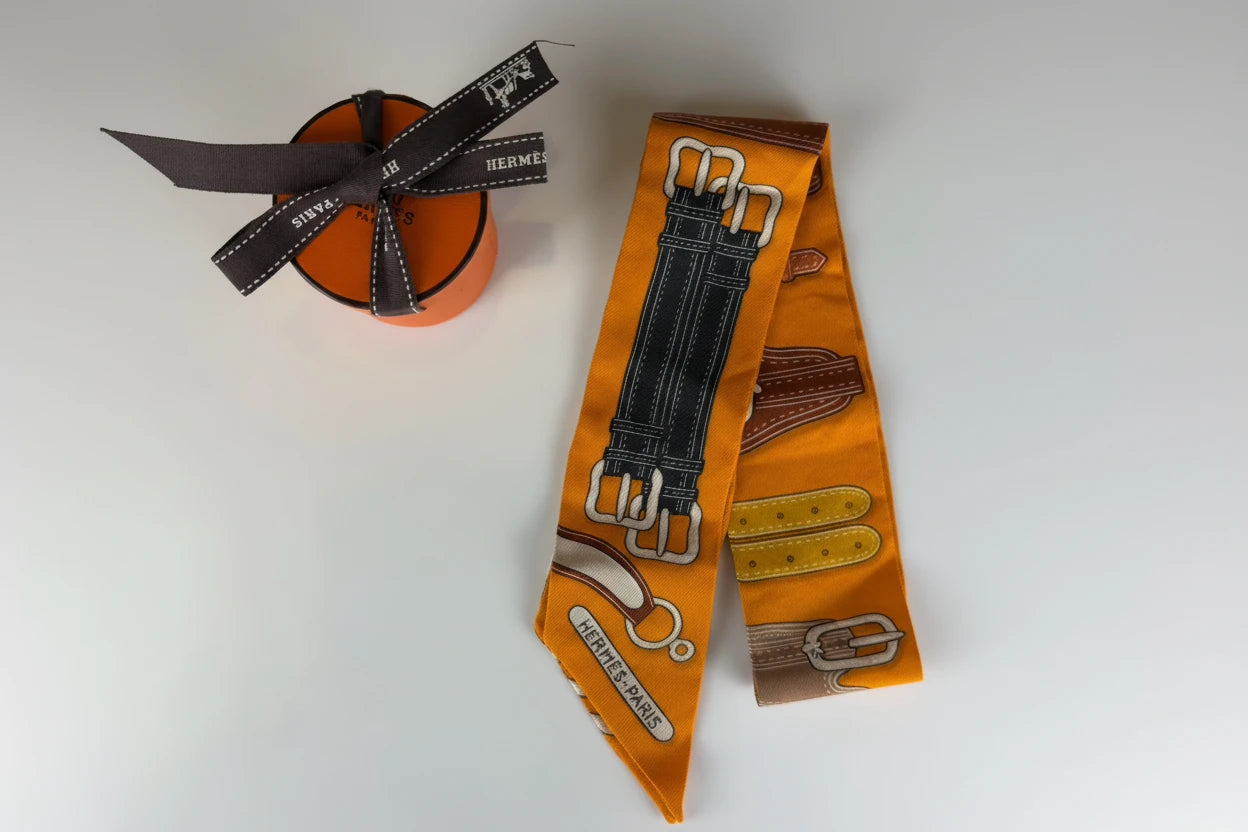 Hermès Chevaloscope Pointille Silk Twilly Scarf