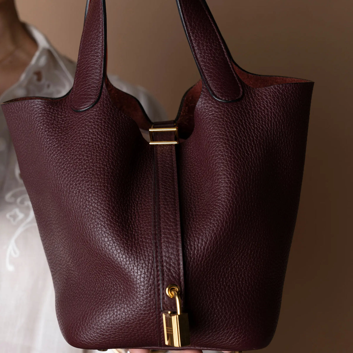 Hermès Clemence and Swift Picotin Lock 18 Eclat — Side Profile