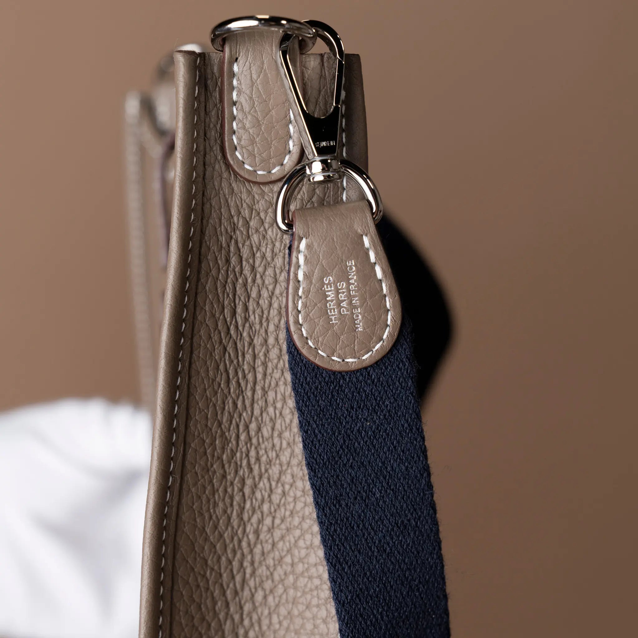 Hermès Clemence Evelyne 16 Amazone — Detail View