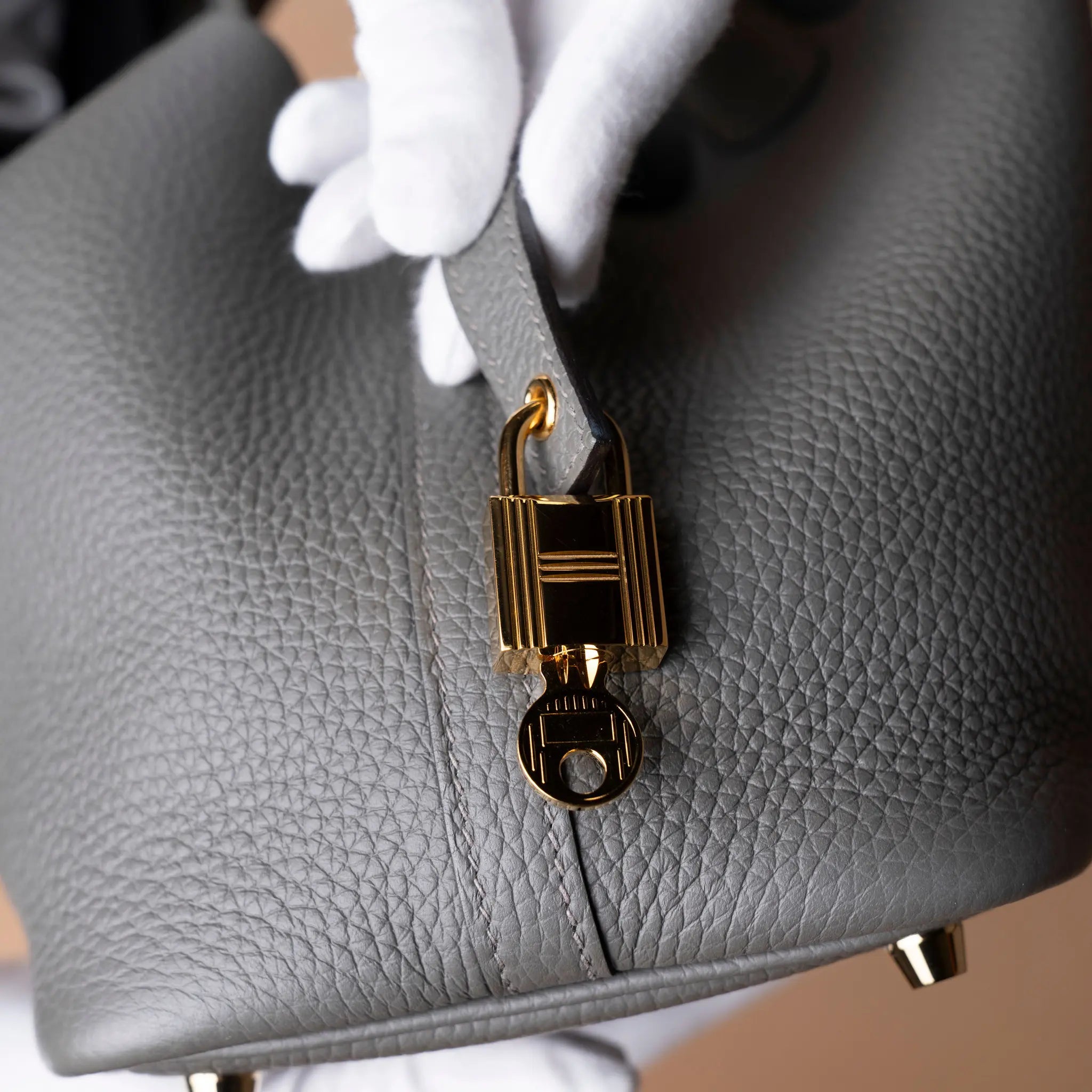 Hermès Clemence Picotin Lock 18 — Detail View