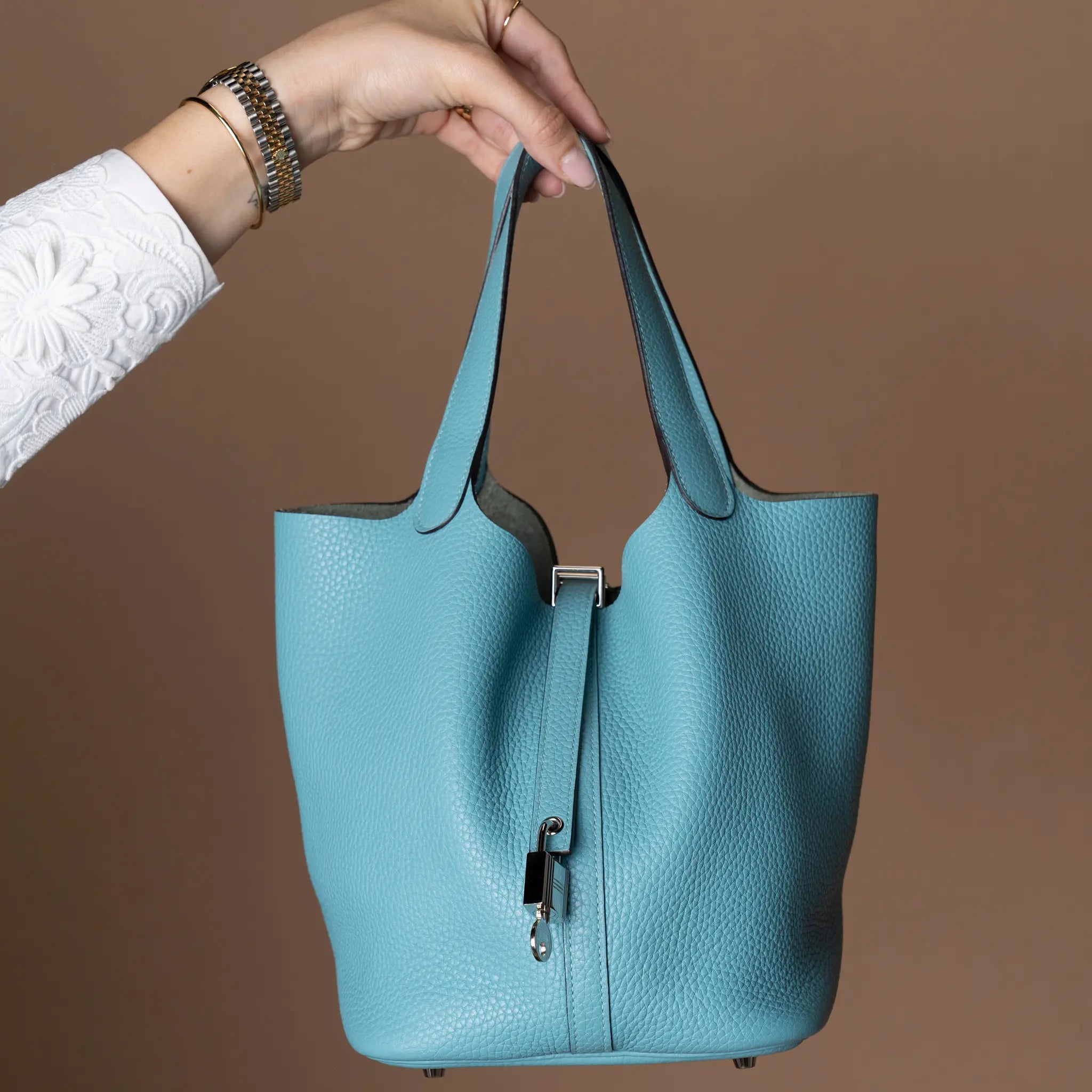 Hermès Clemence Picotin Lock 22 — Side Profile