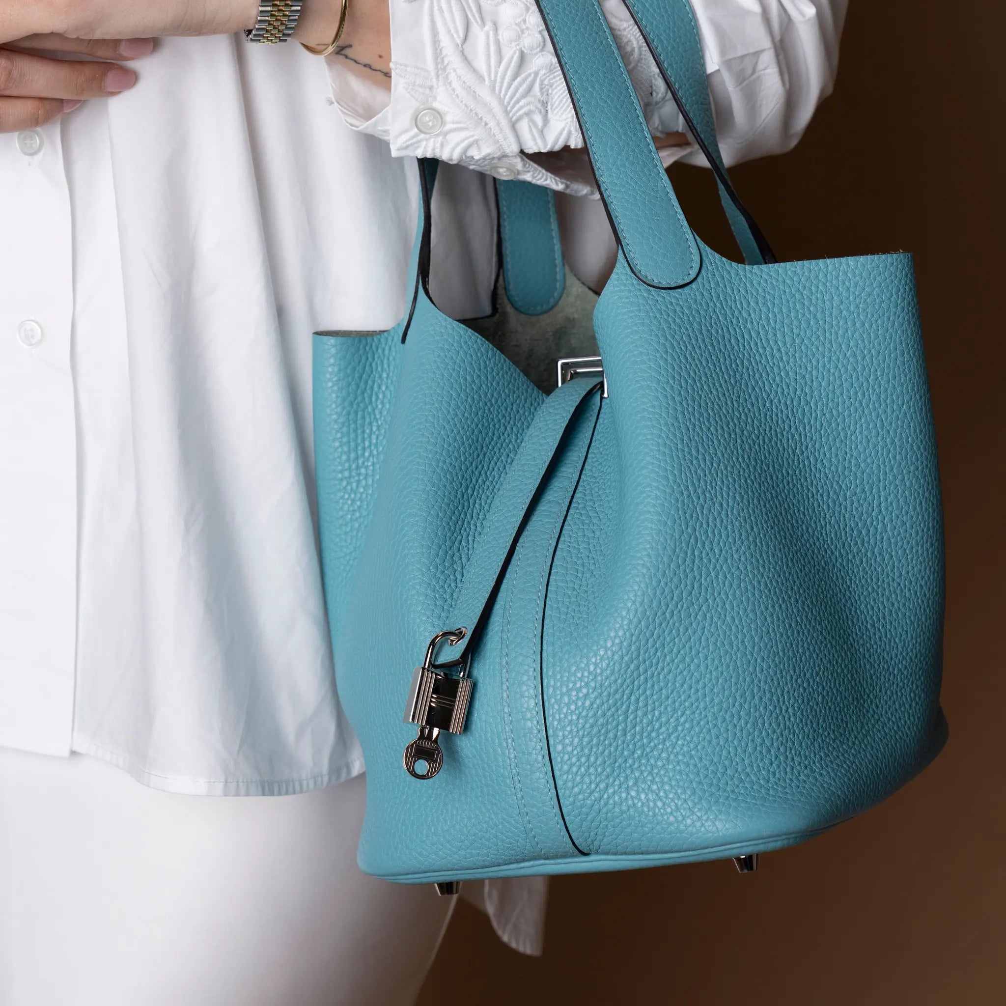 Hermès Clemence Picotin Lock 22 — Additional View