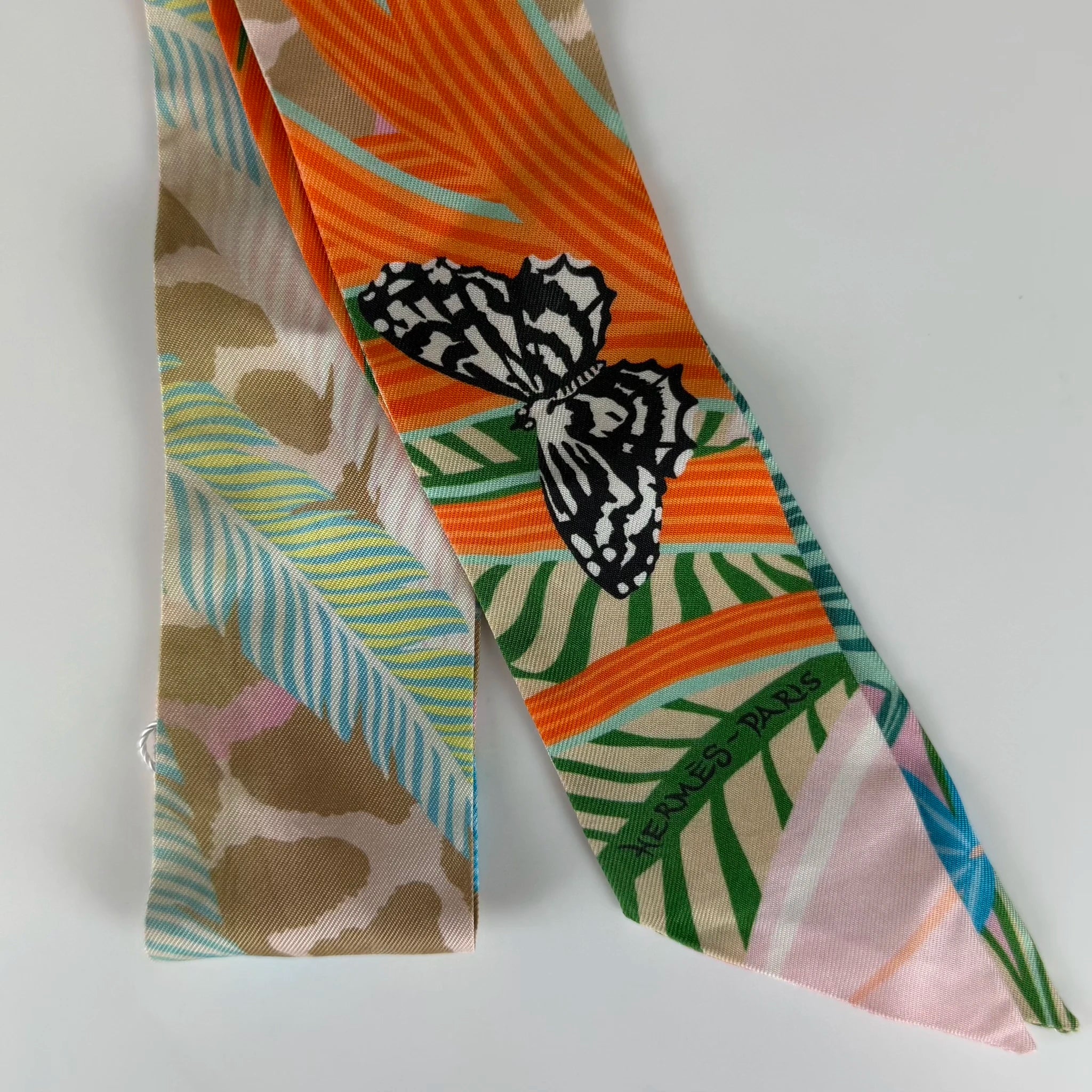Hermès Jaguar Quetzal Silk Twilly Scarf
