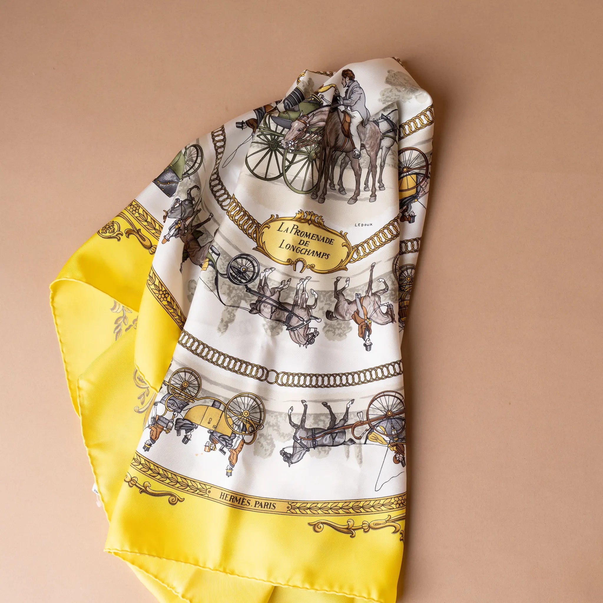 Hermès Le Promenade De Longchamps Silk Scarf 90 — Front View