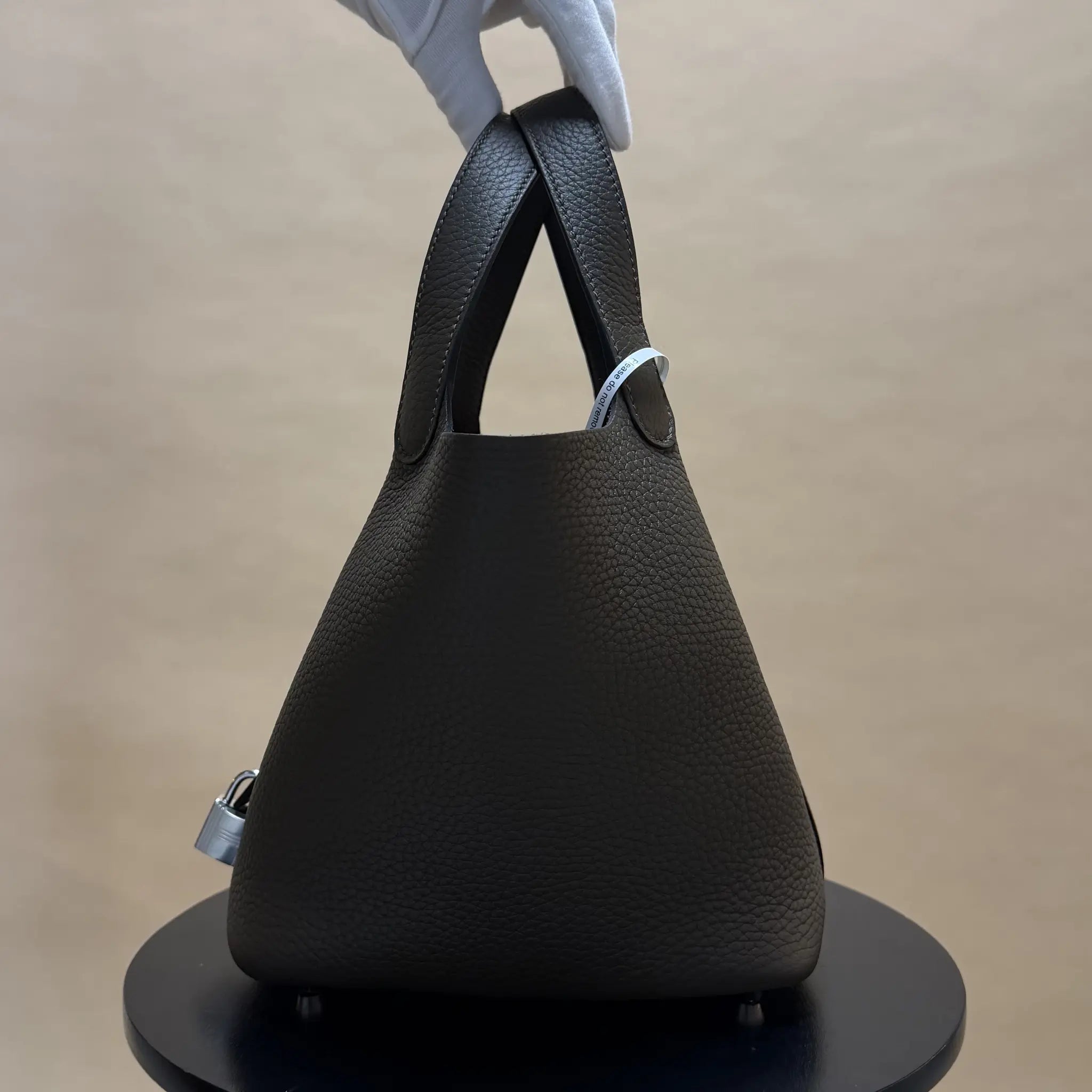 Hermès Picotin Clemence Lock 18 — Front View