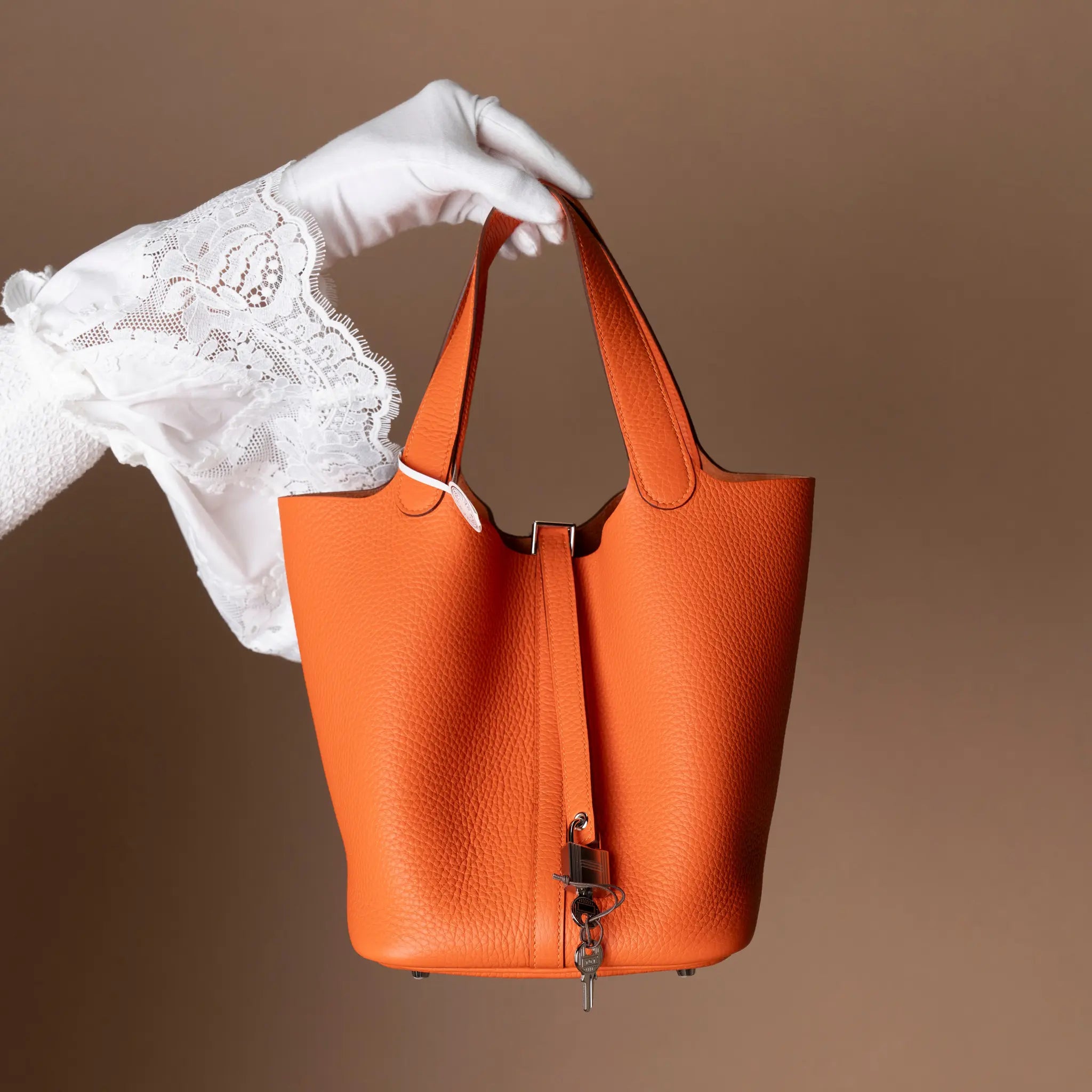 Hermès Picotin Lock 22 Tangerina — Featured Image