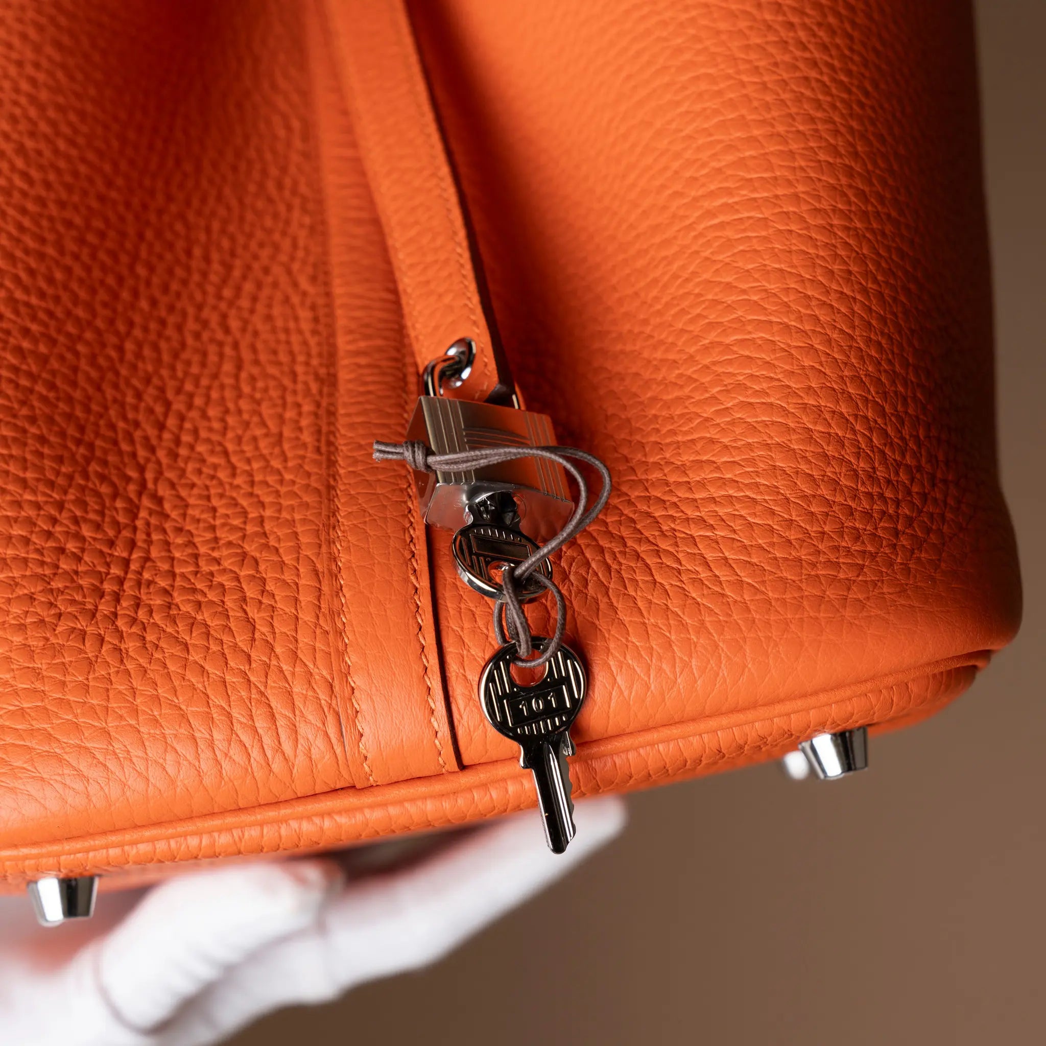 Hermès Picotin Lock 22 Tangerina — Interior Detail