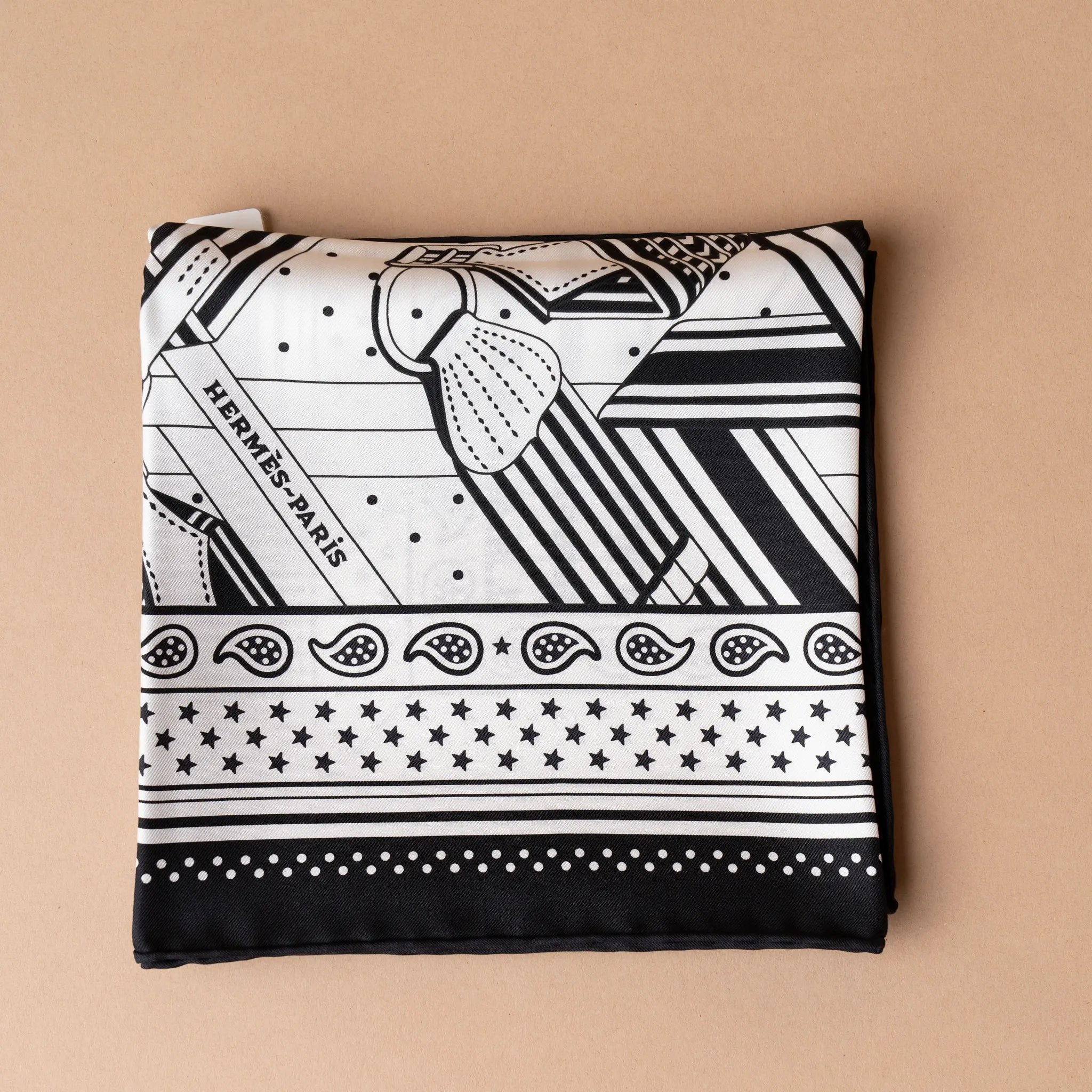 Hermès Sangles En ZigZac Bandana — Front View