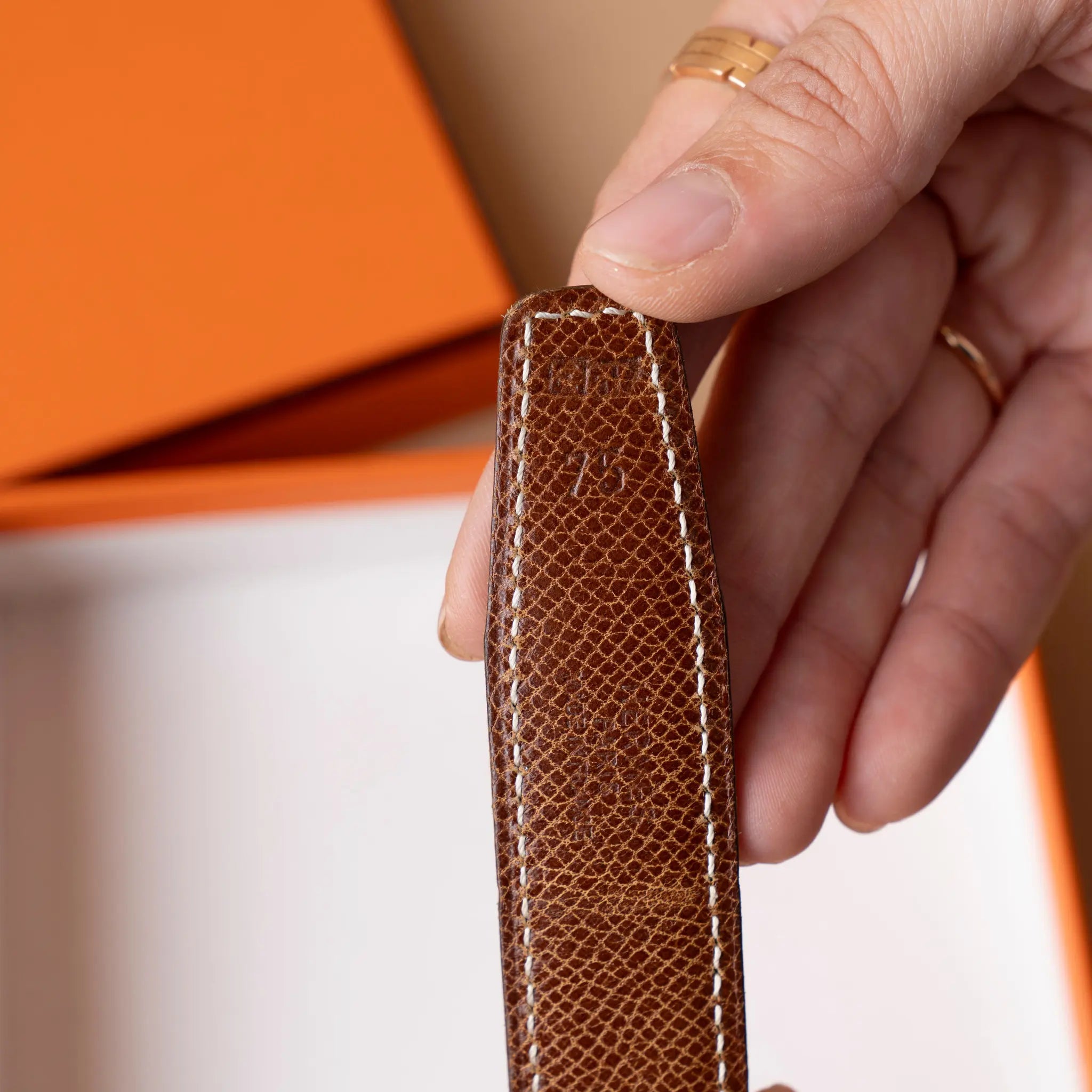 Hermès Swift and Epsom Constance H Reversible Belt — Side Profile