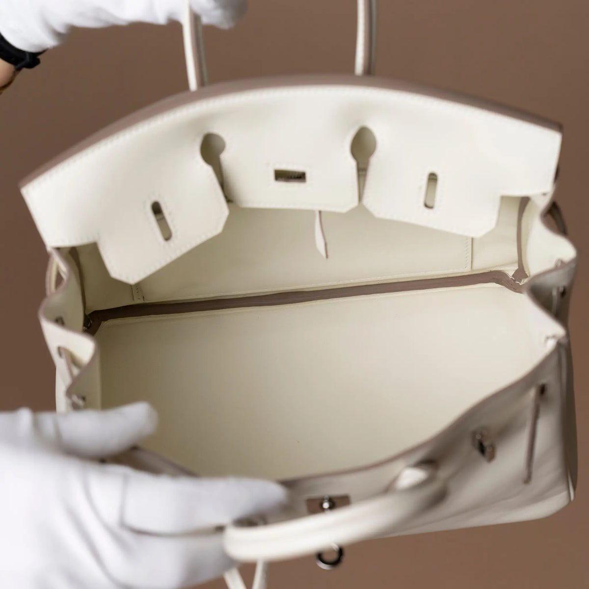 Hermès Swift Birkin Retourne — Detail View