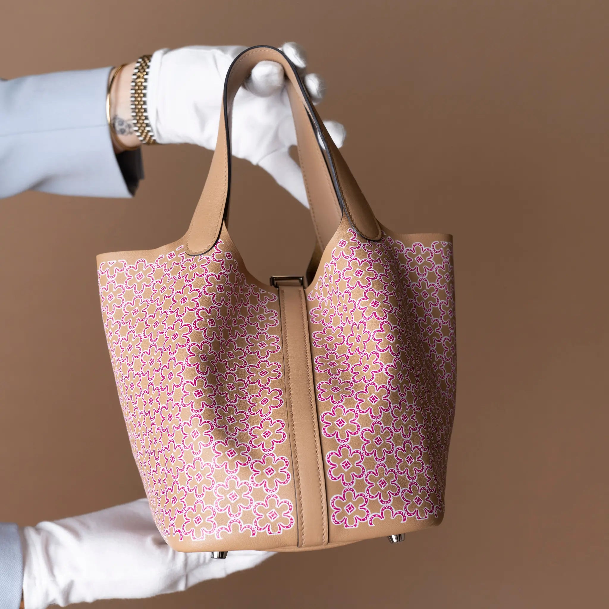 Hermès Swift Lucky Daisy Picotin Lock 18 — Interior Detail