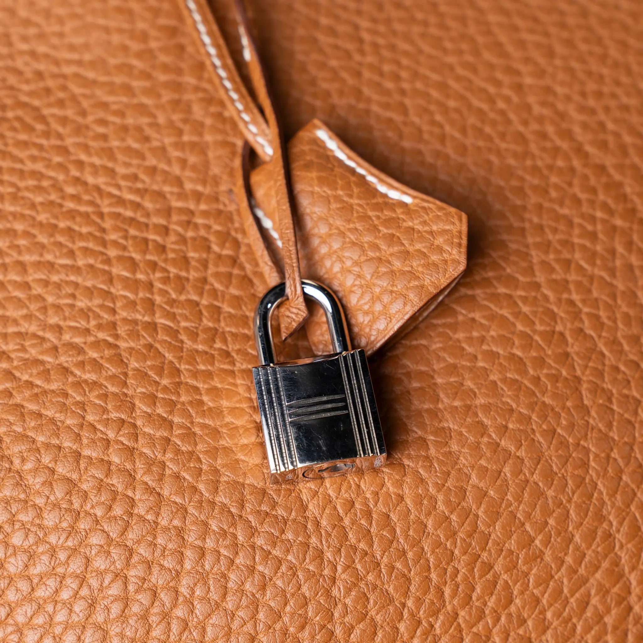 Hermès Togo Birkin Retourne 35 — Back View