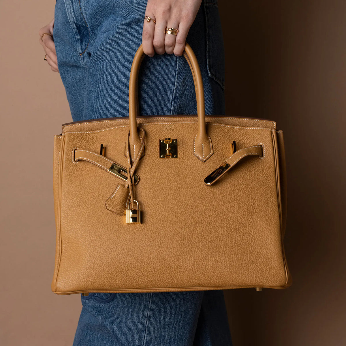 Hermès Togo Birkin Retourne 35 — Close-up Detail