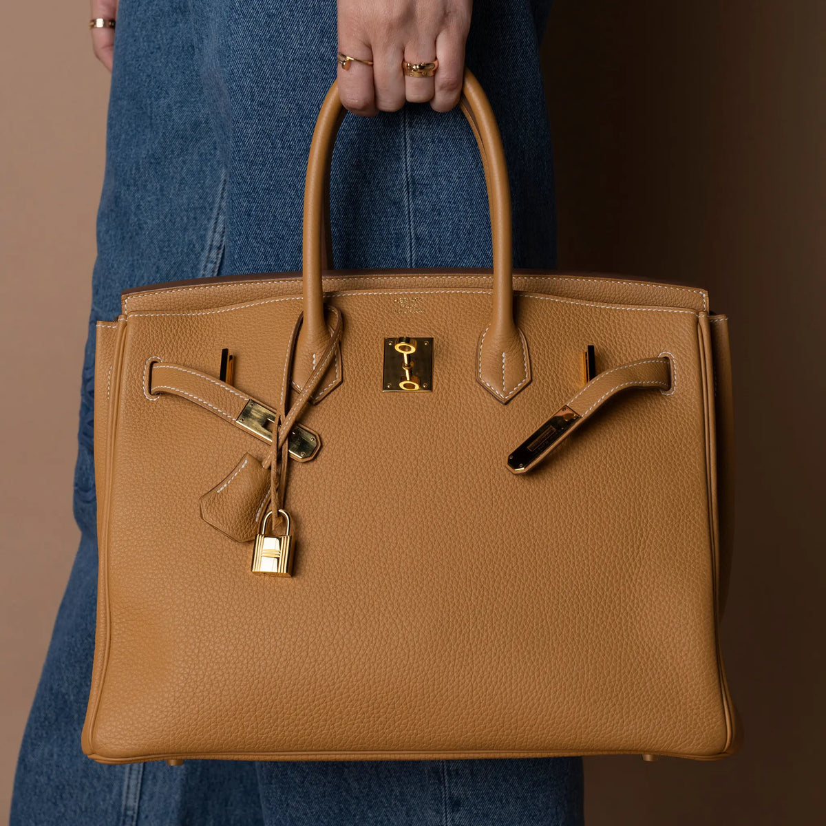 Hermès Togo Birkin Retourne 35 — Detail View