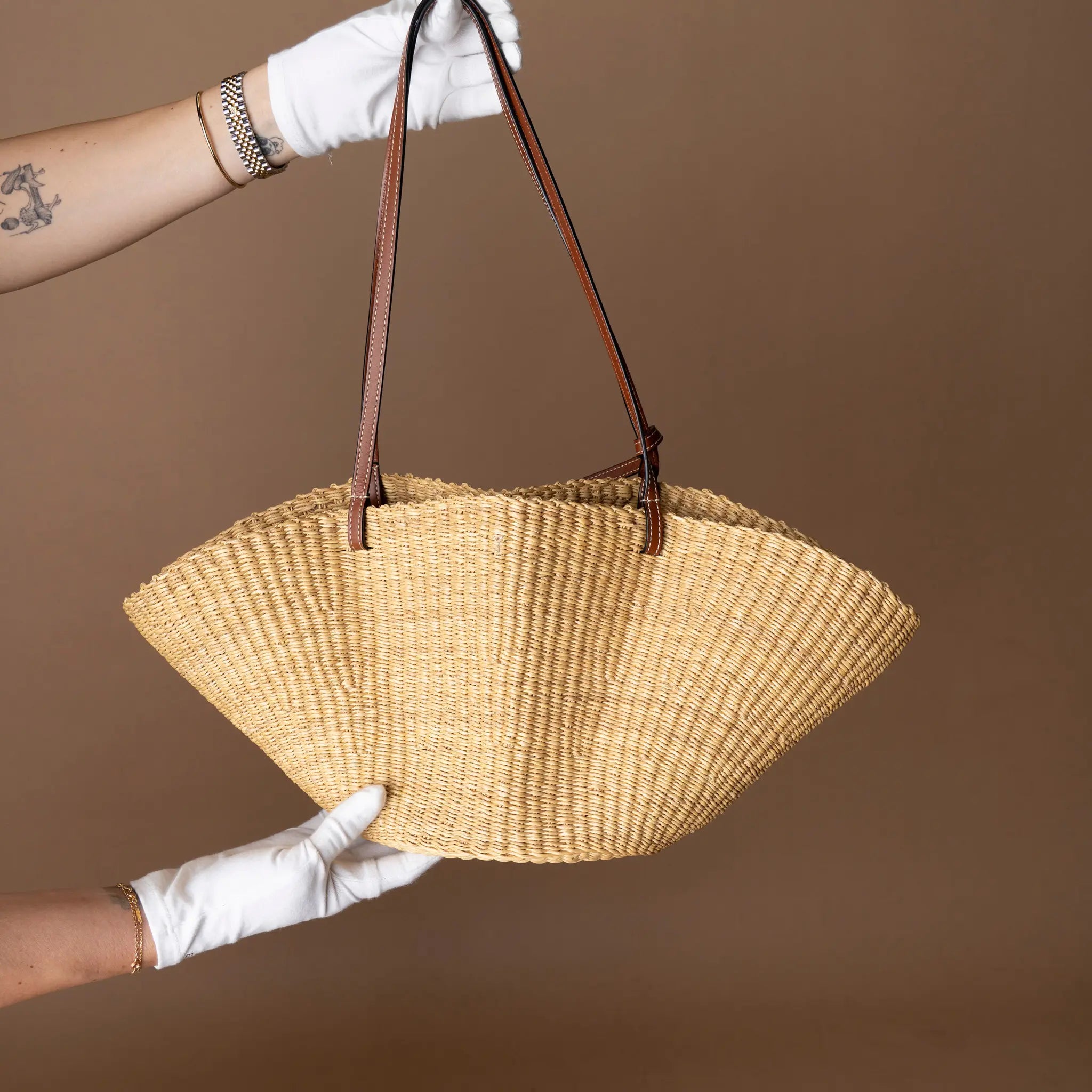 Loewe Shell Basket — Interior Detail