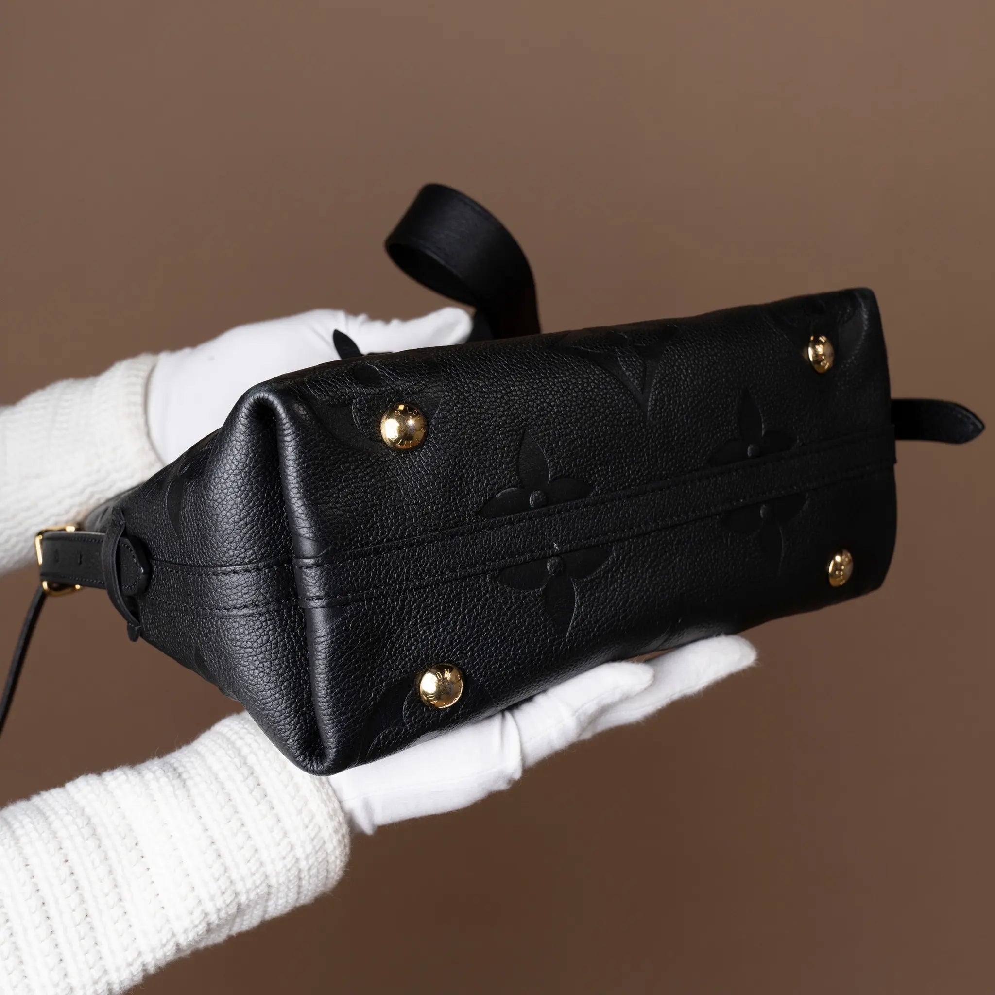 Louis Vuitton Carry All PM — Back View