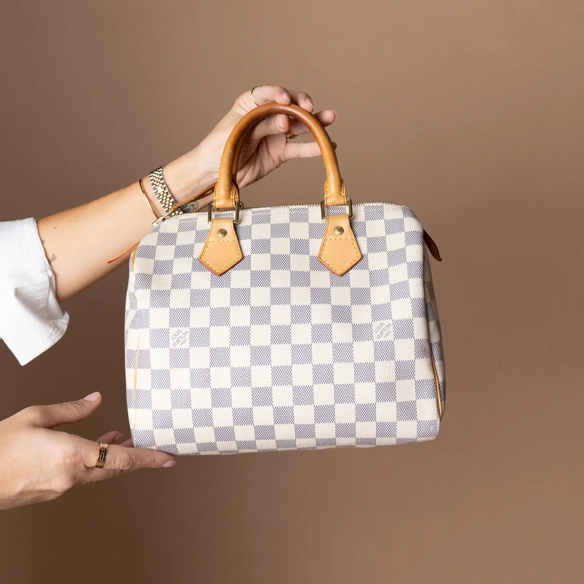 Louis Vuitton Damier Azur 25 — Back View