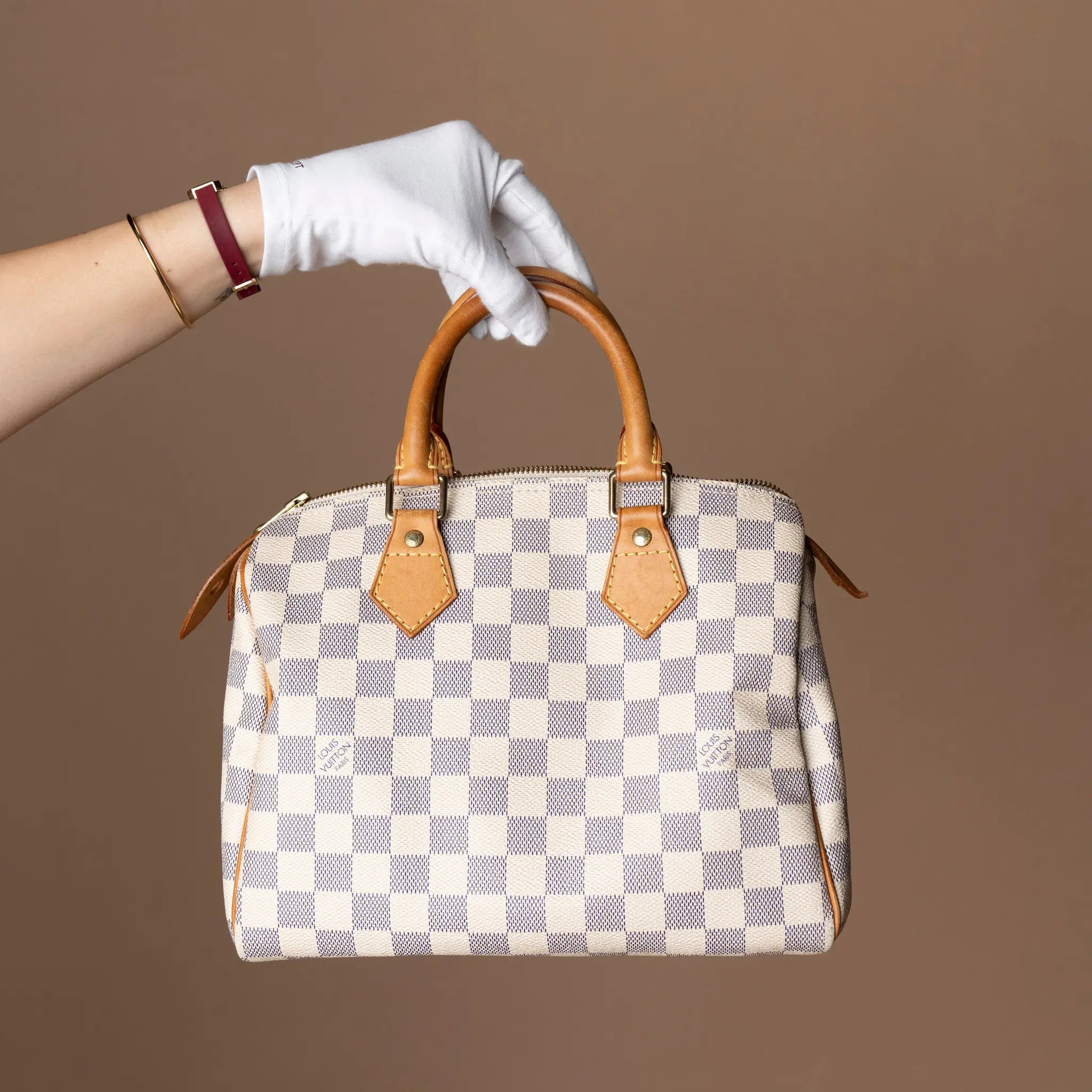 Louis Vuitton Damier Azur Speedy 25 — Featured Image