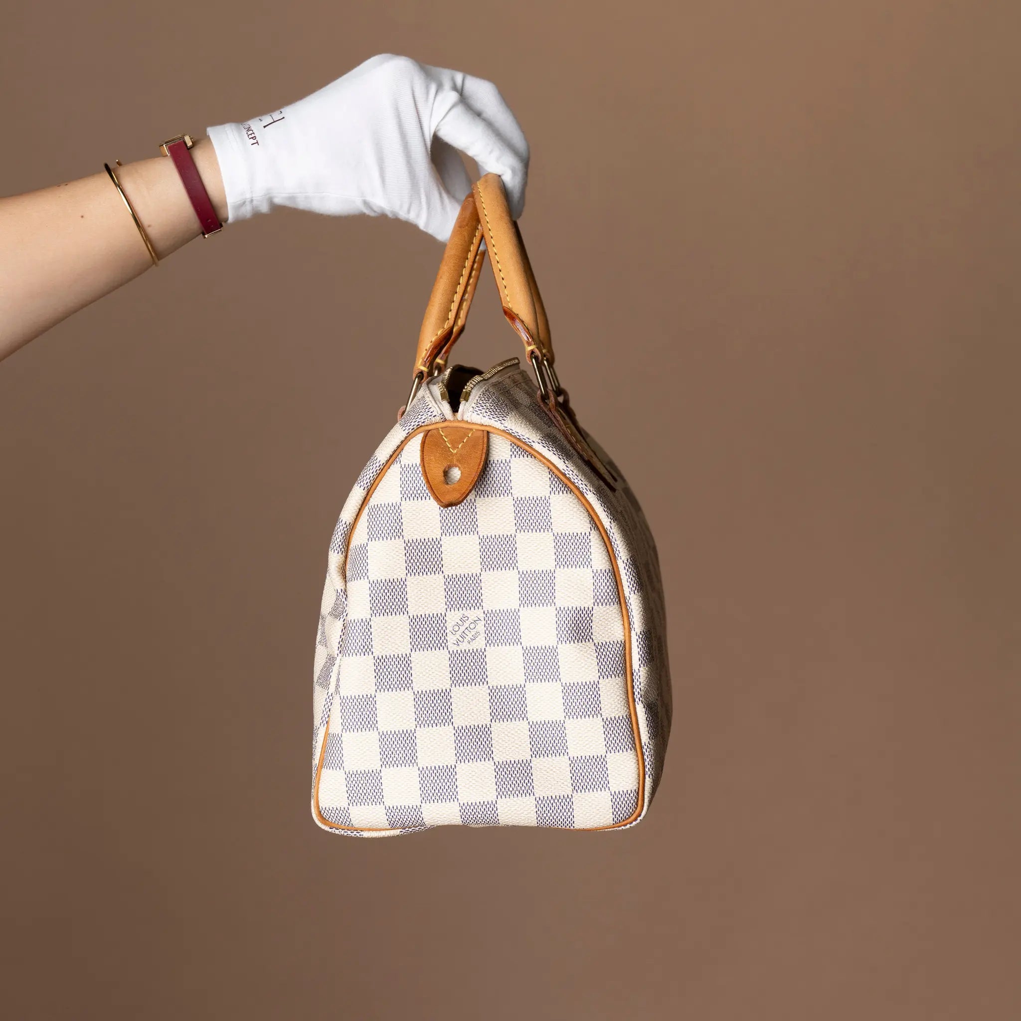 Louis Vuitton Damier Azur Speedy 25 — Side Profile