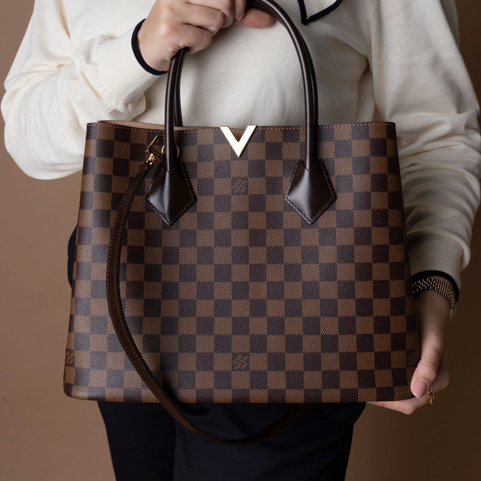 Louis Vuitton Damier Ebene Kensington