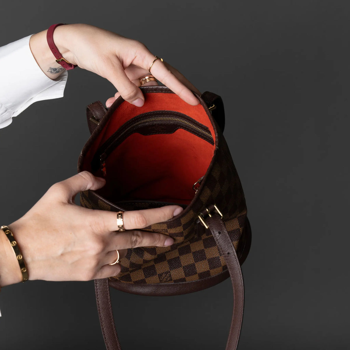 Louis Vuitton Damier Ebene Marais — Back View