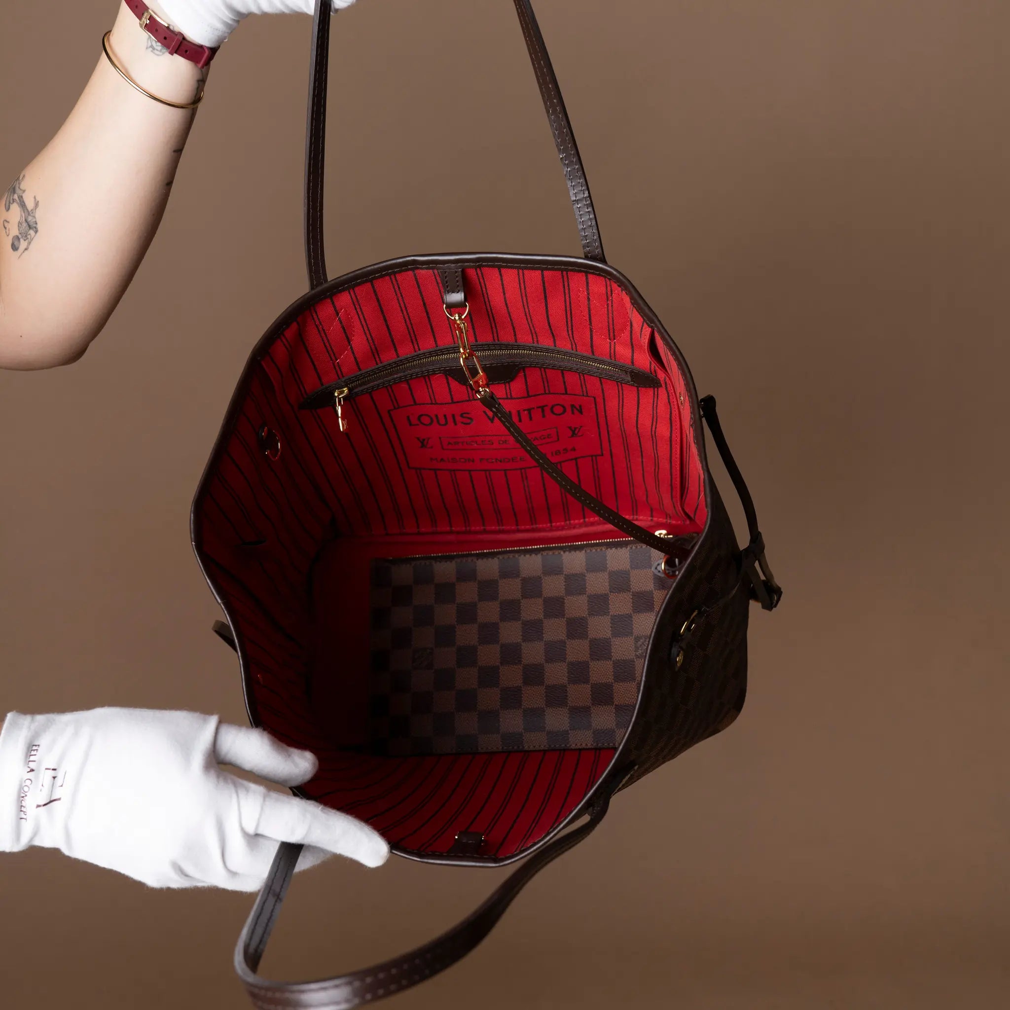 Louis Vuitton Damier Ebene Neverfull MM — Side Profile
