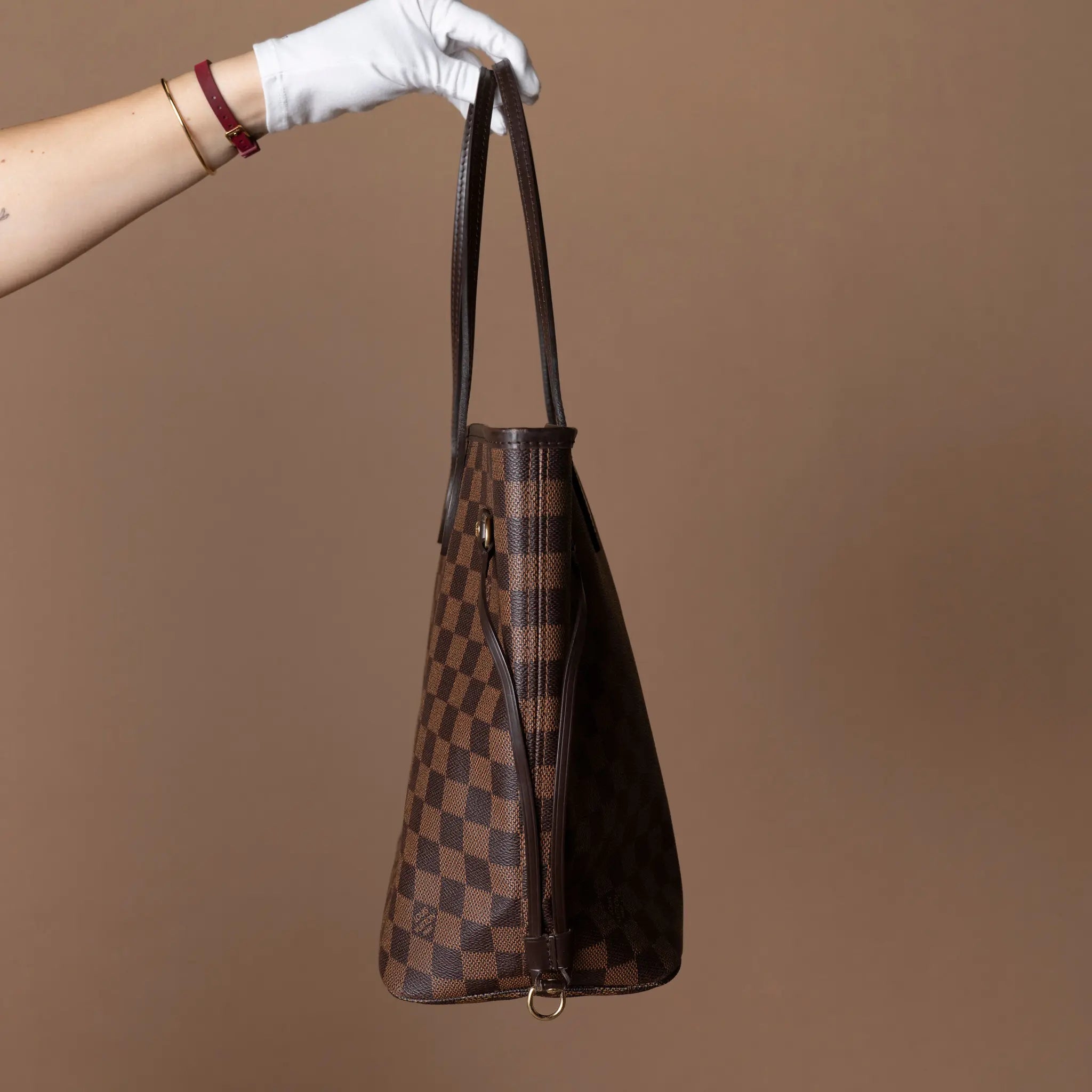 Louis Vuitton Damier Ebene Neverfull MM — Side Profile