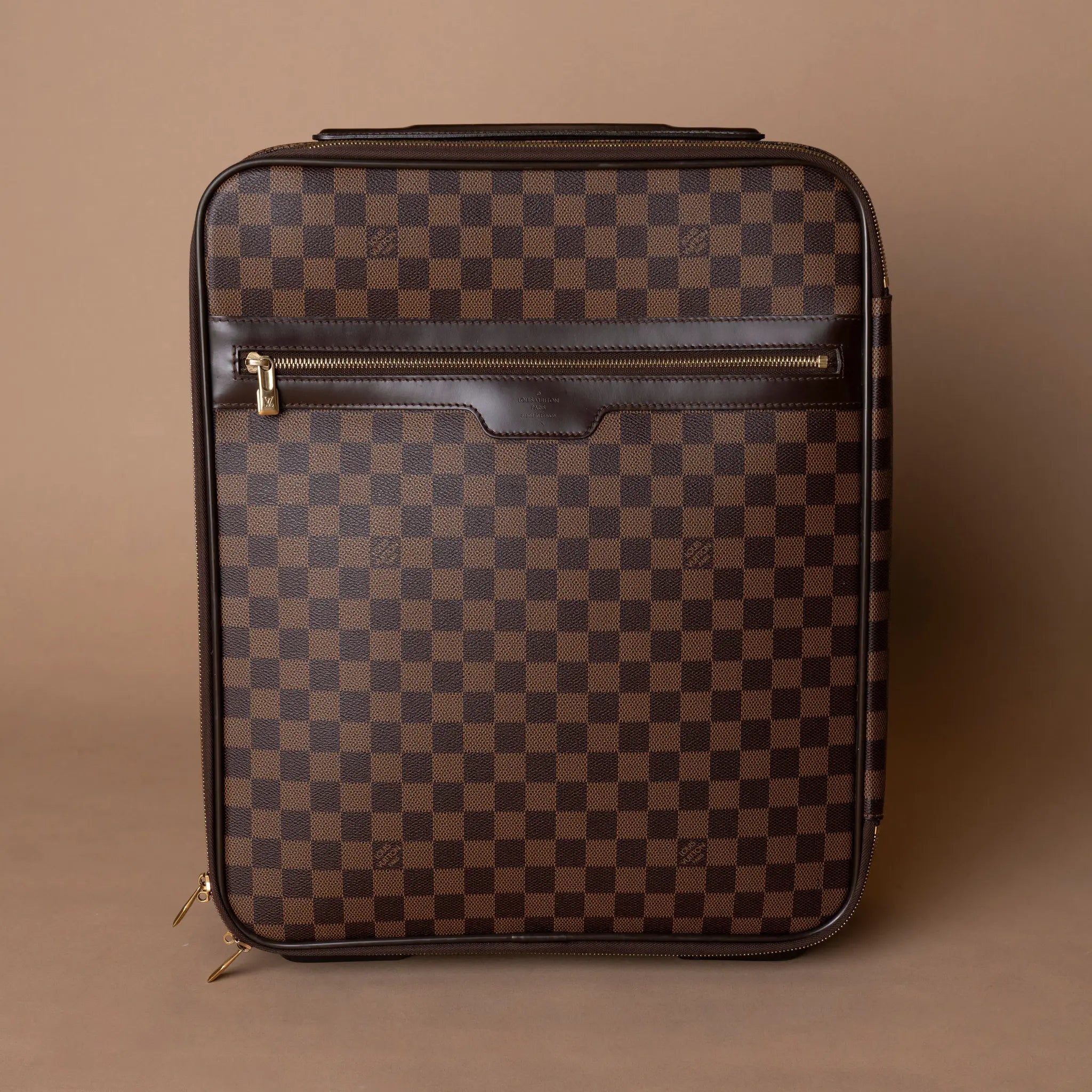 Louis Vuitton Damier Ebene Pegase 45 — Featured Image