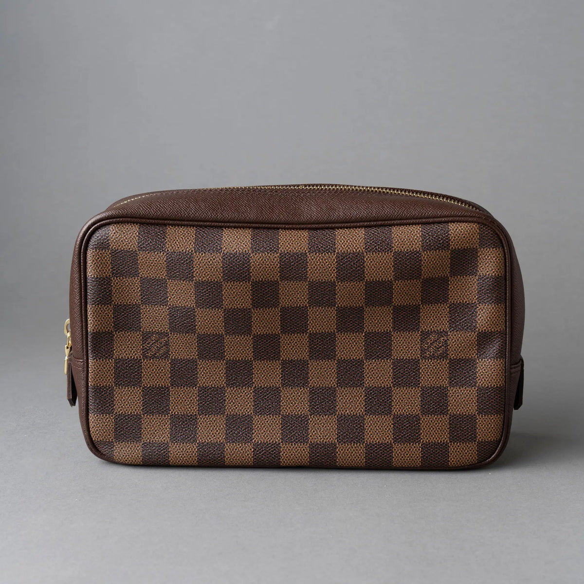 Louis Vuitton Damier Ebene Trousse Toilette 25 — Featured Image