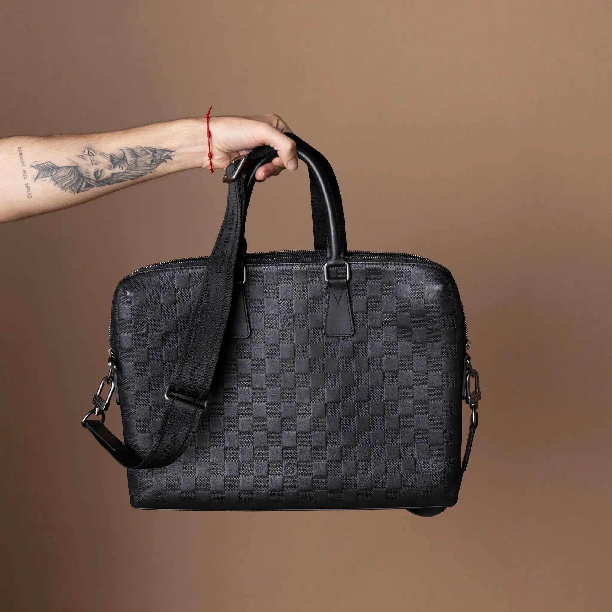 Louis Vuitton Damier Infini Porte Documents Jour — Front View