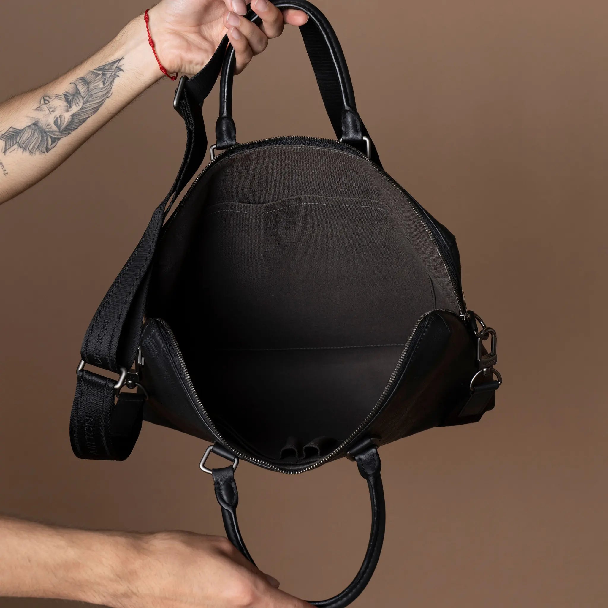 Louis Vuitton Damier Infini Porte Documents Jour — Side Profile