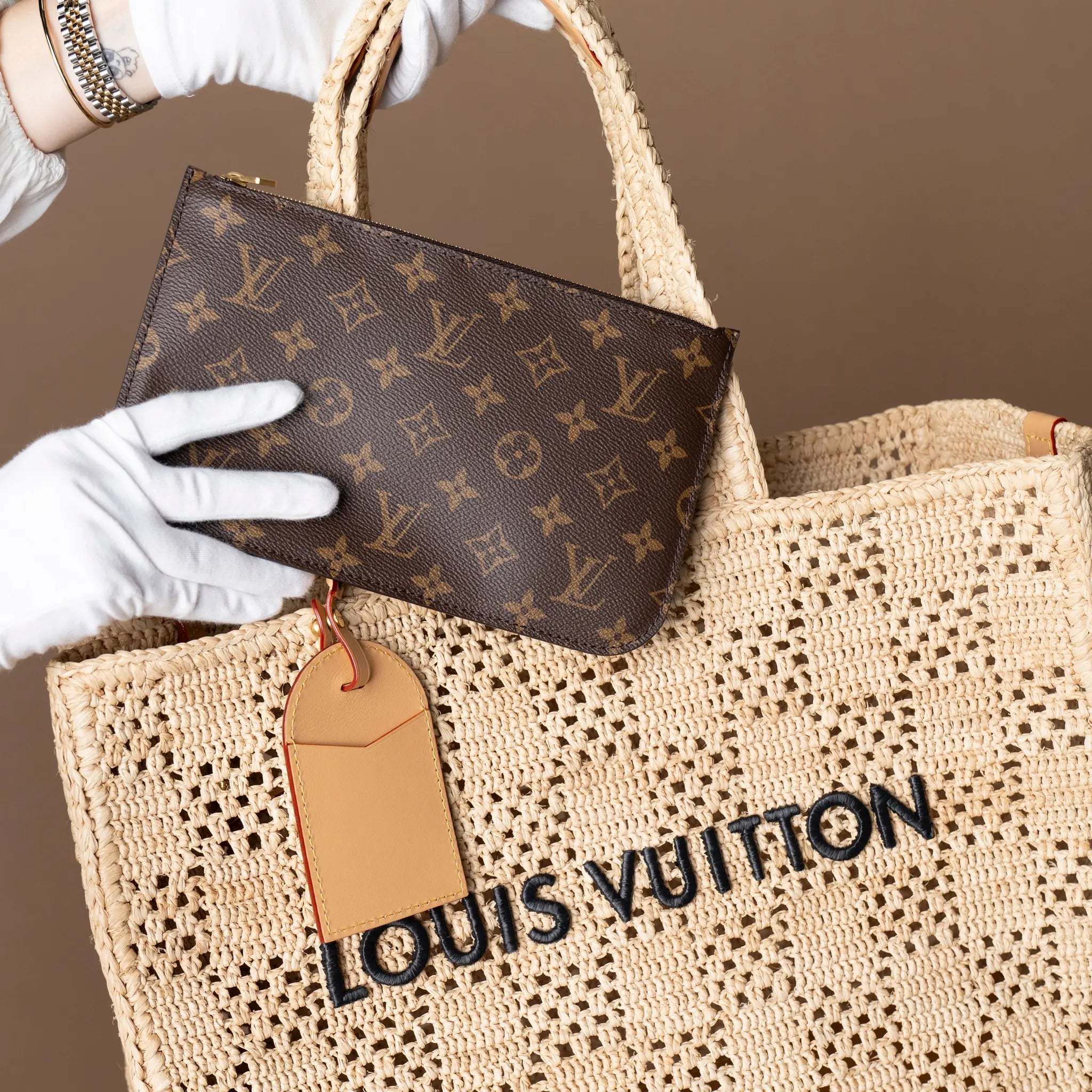 Louis Vuitton Damier Raffia Summer Shopper Tote MM — Close-up Detail