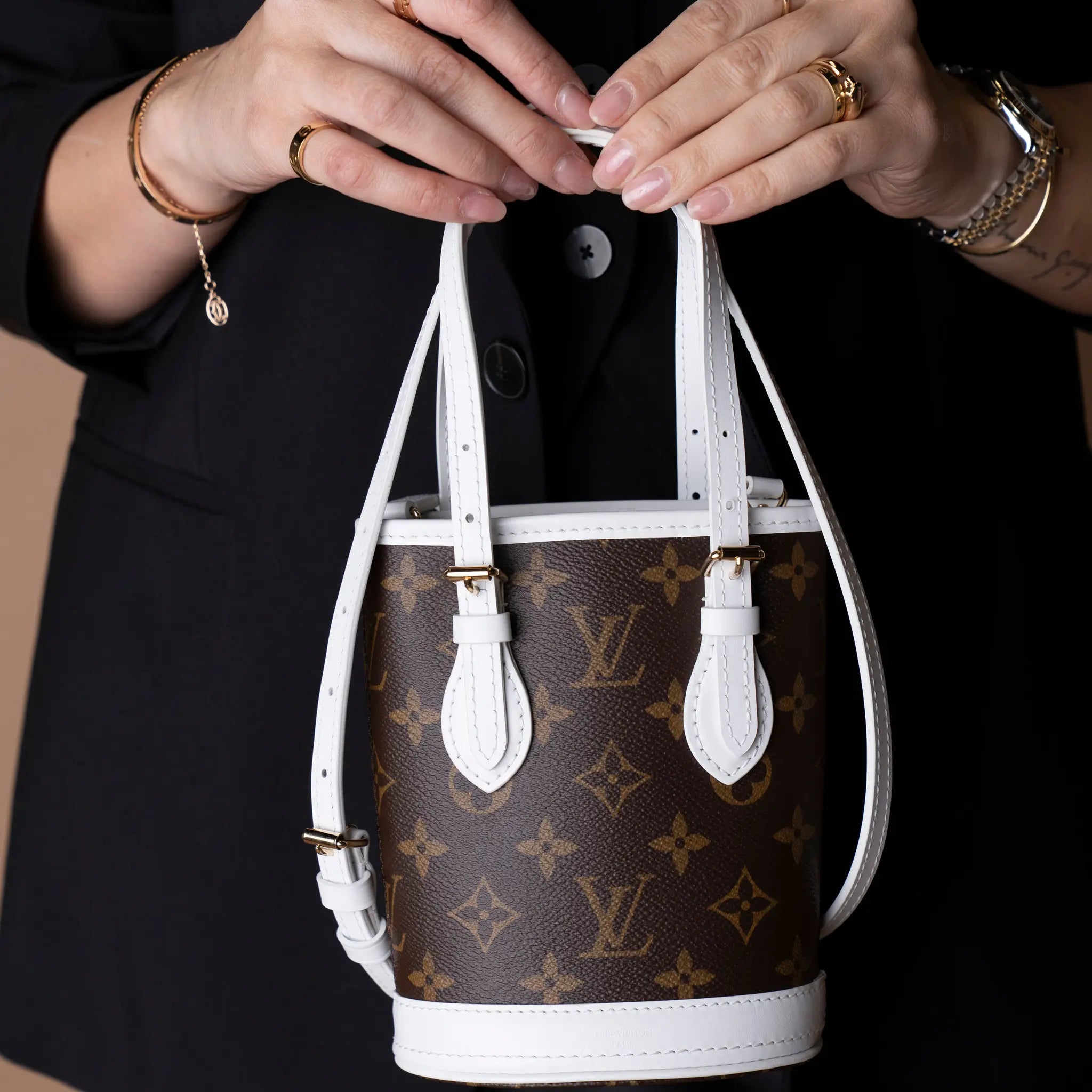 Louis Vuitton LV Match Monogram Nano Bucket Edição Especial