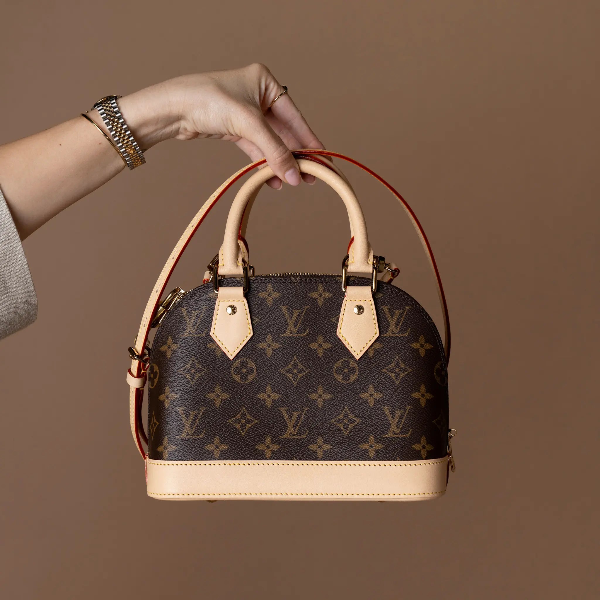 Louis Vuitton Monogram Alma BB — Interior Detail