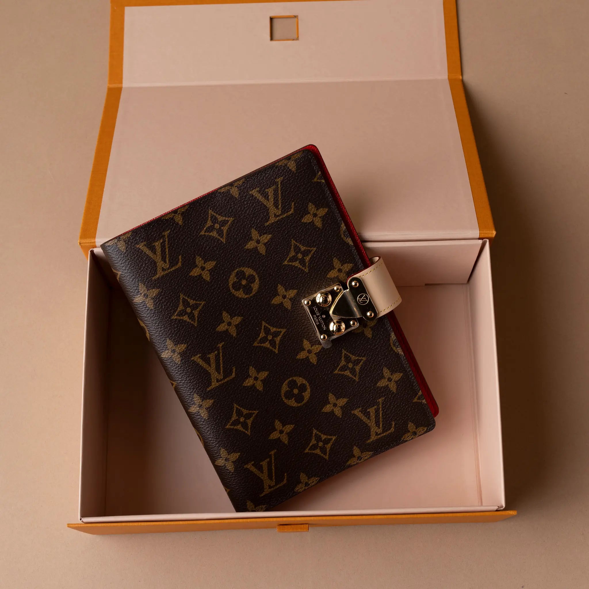 Louis Vuitton Monogram Capa Agenda — Back View