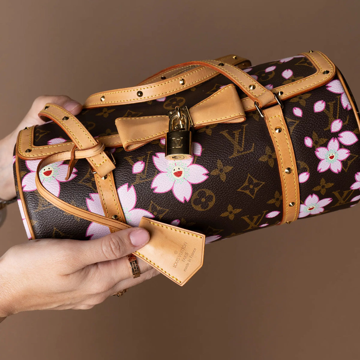 Louis Vuitton Monogram Cherry Blossom Papillon X Takashi Murakami — Interior Detail